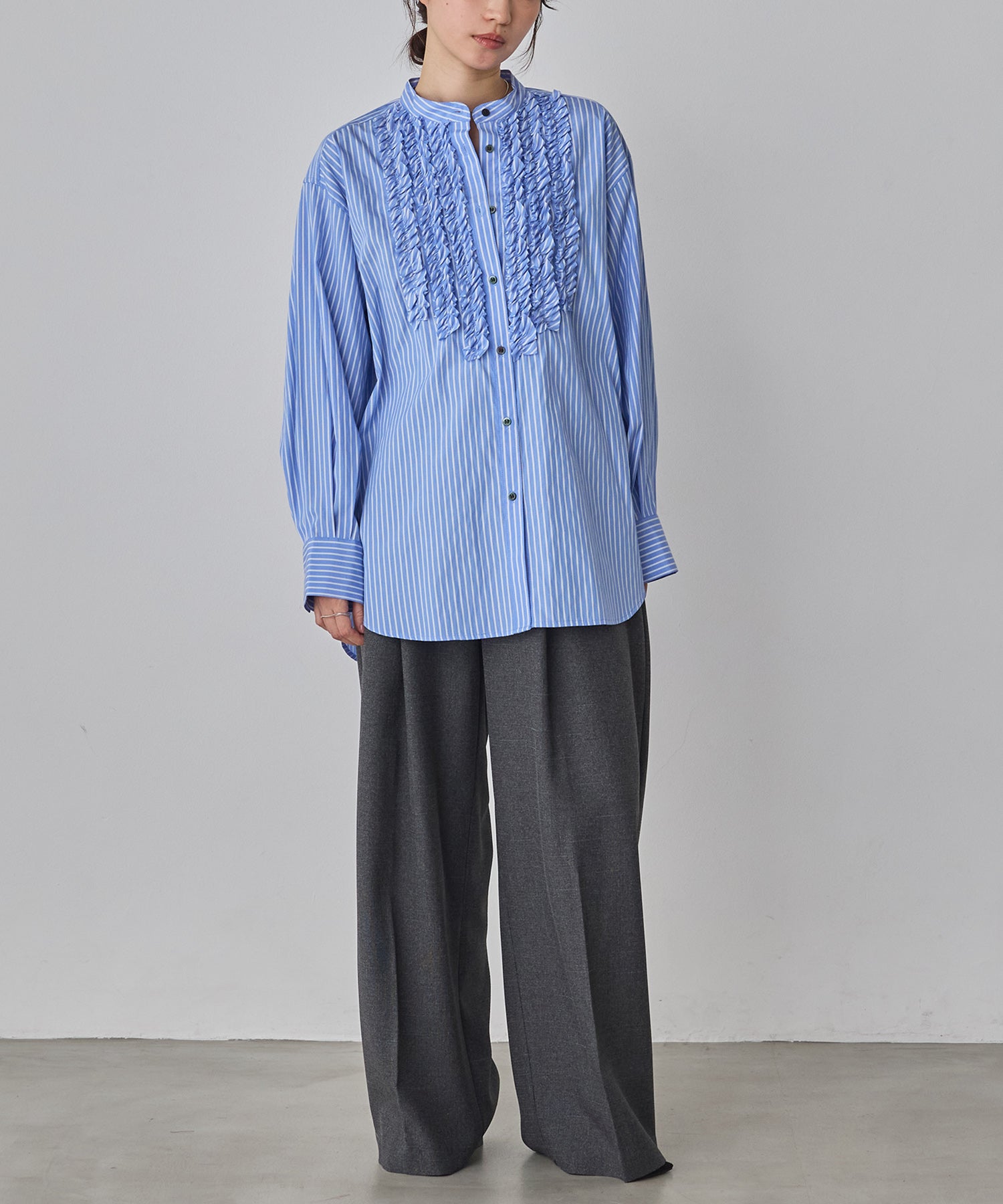 スラブ/デニム ストライプフリルシャツ