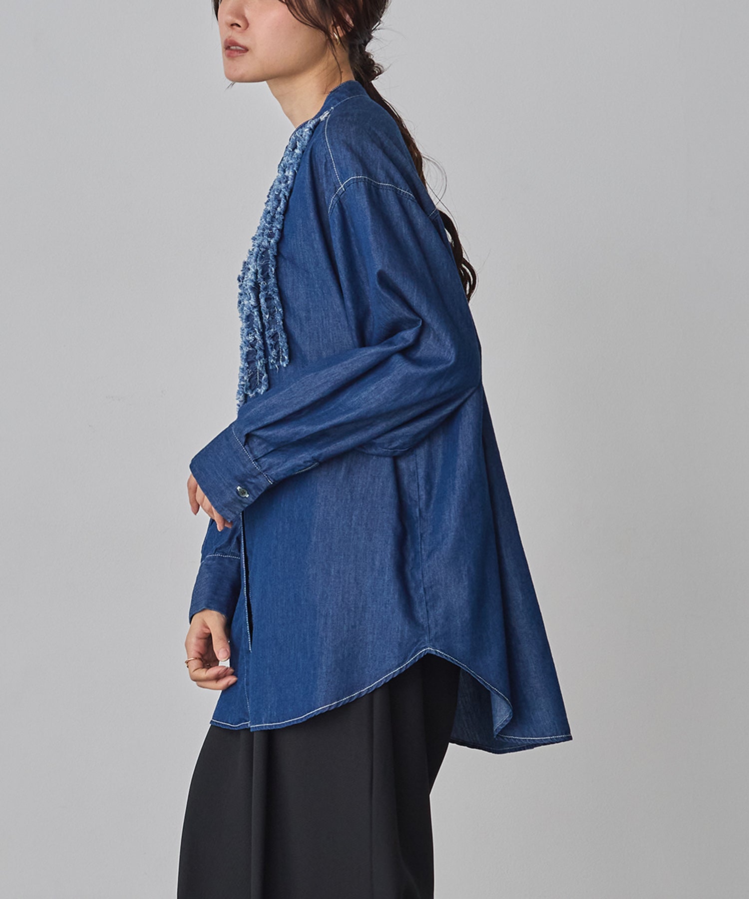 スラブ/デニム ストライプフリルシャツ