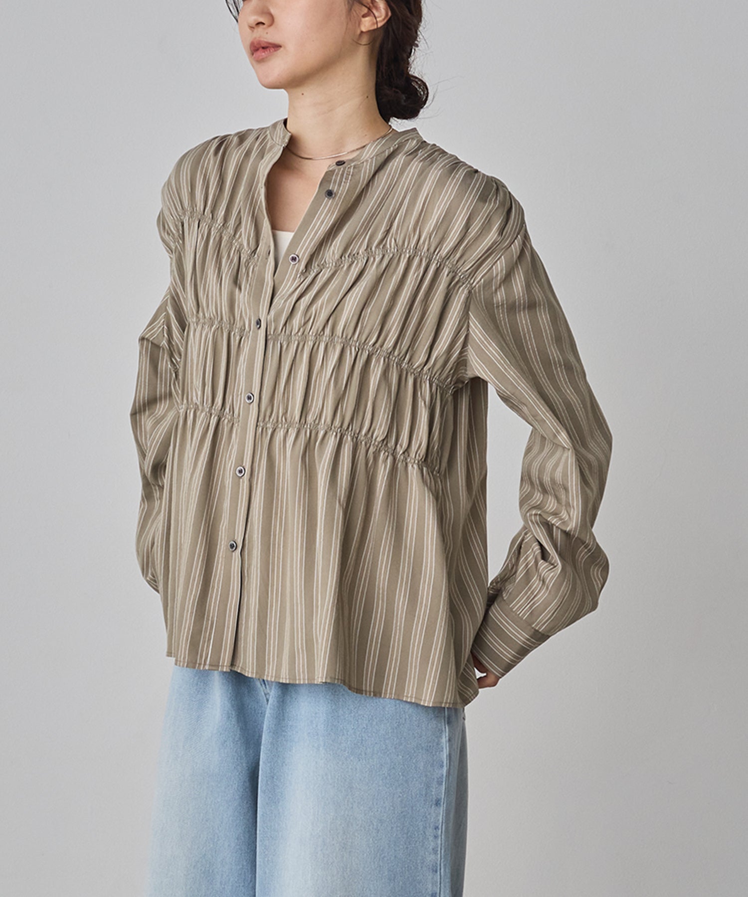 STRIPE SHIRRING SHIRT