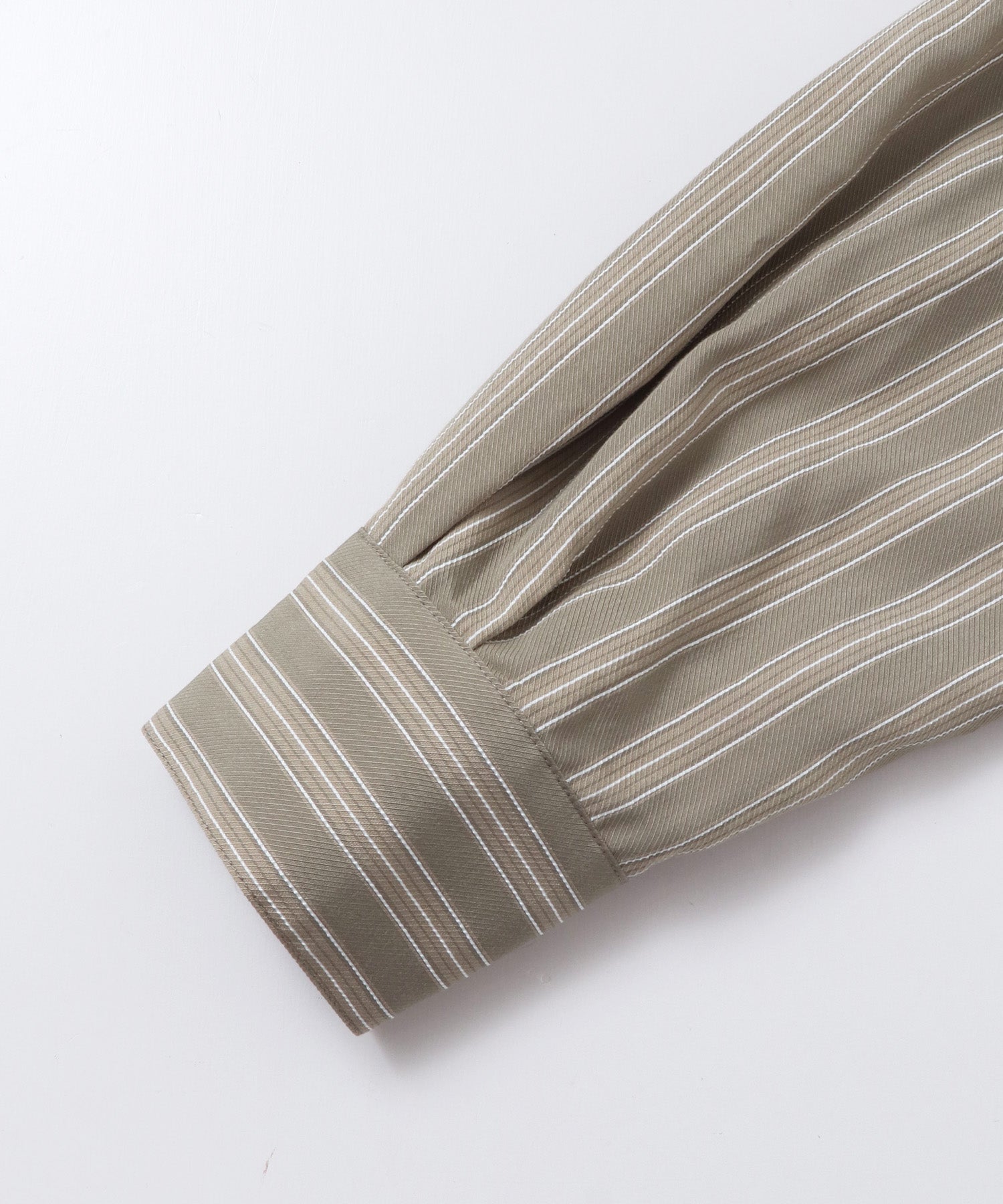 STRIPE SHIRRING SHIRT