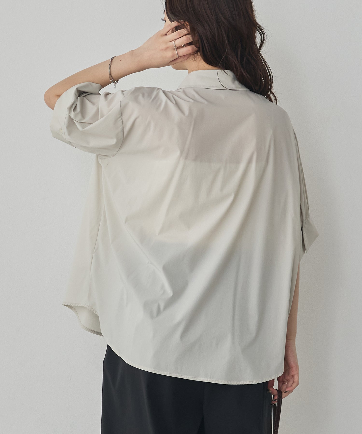 [ICE TOUCH] SHORT-SLEEVE BOX SHIRT