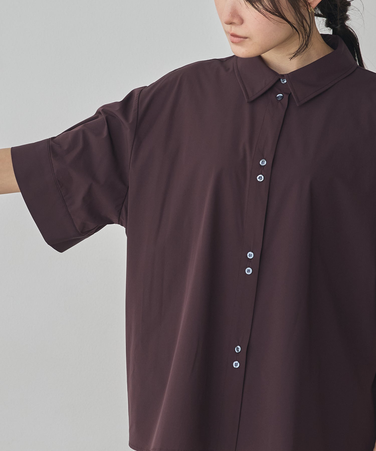 [ICE TOUCH] SHORT-SLEEVE BOX SHIRT