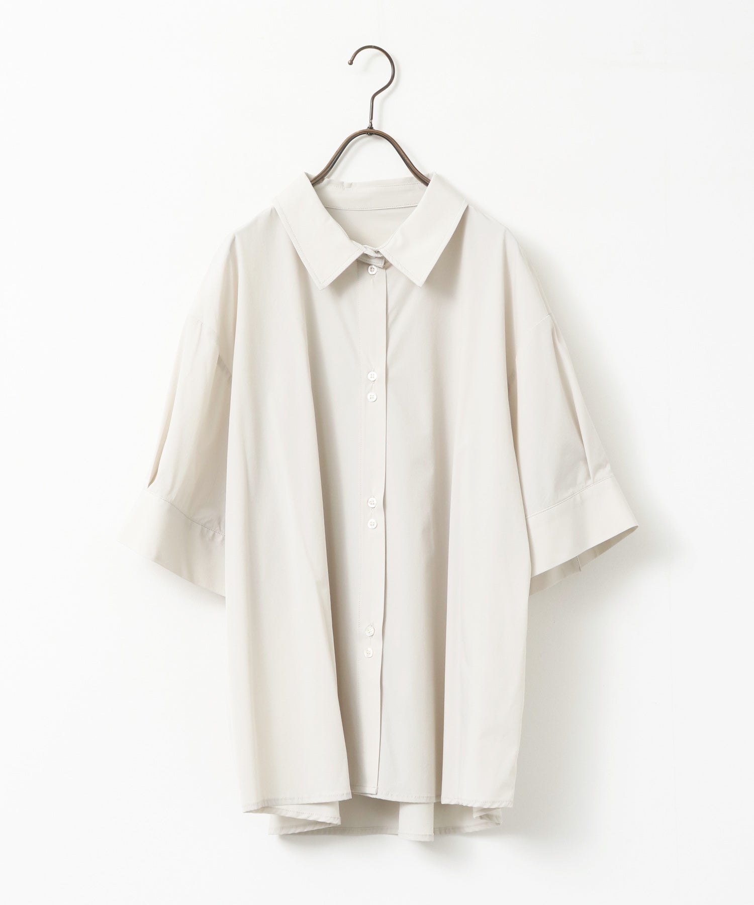 [ICE TOUCH] SHORT-SLEEVE BOX SHIRT