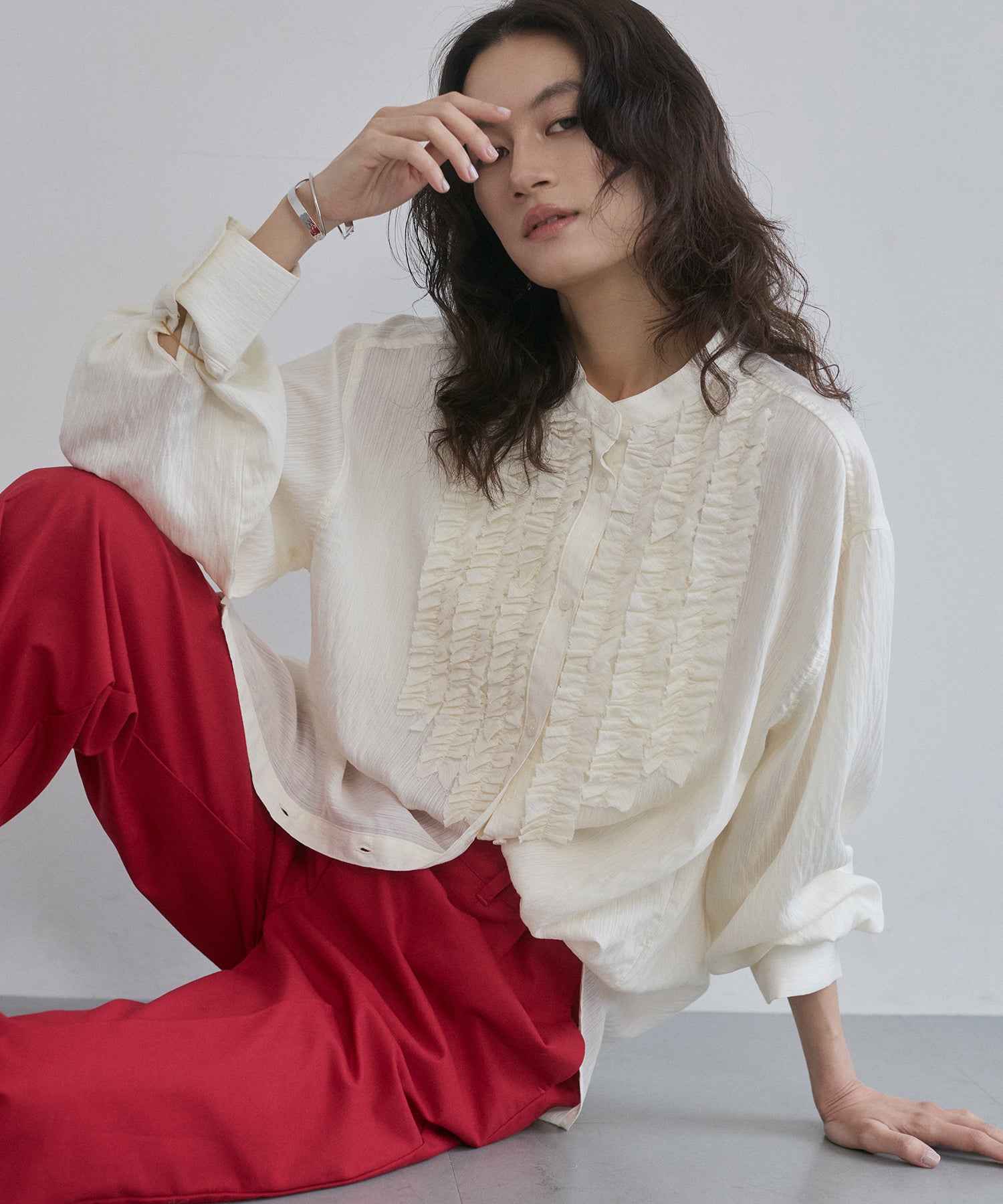 SLAB DENIM FRILL SHIRT