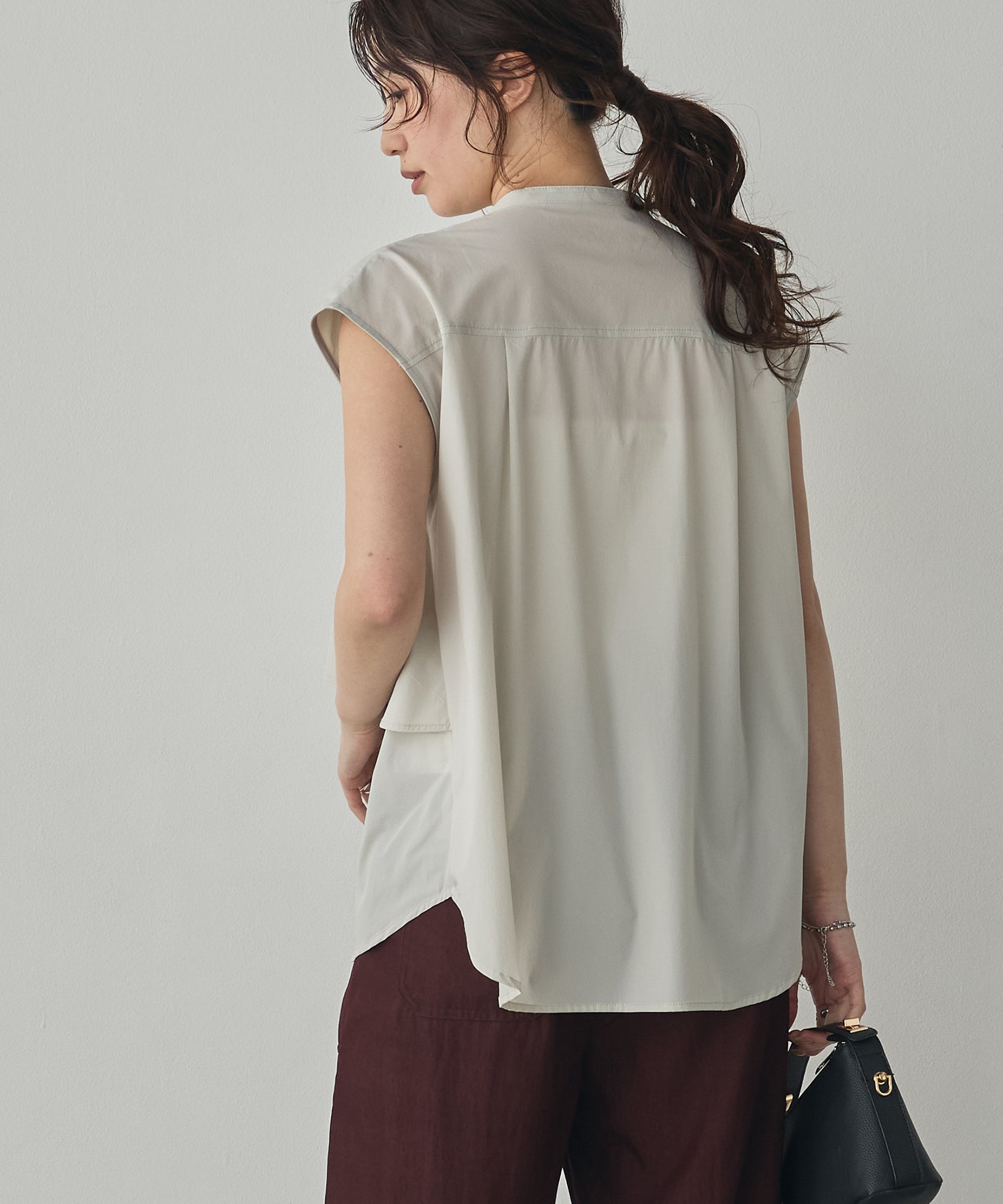 [ICE-TOUCH] LIGHTWEIGHT DOUBLE-FRONT BLOUSE