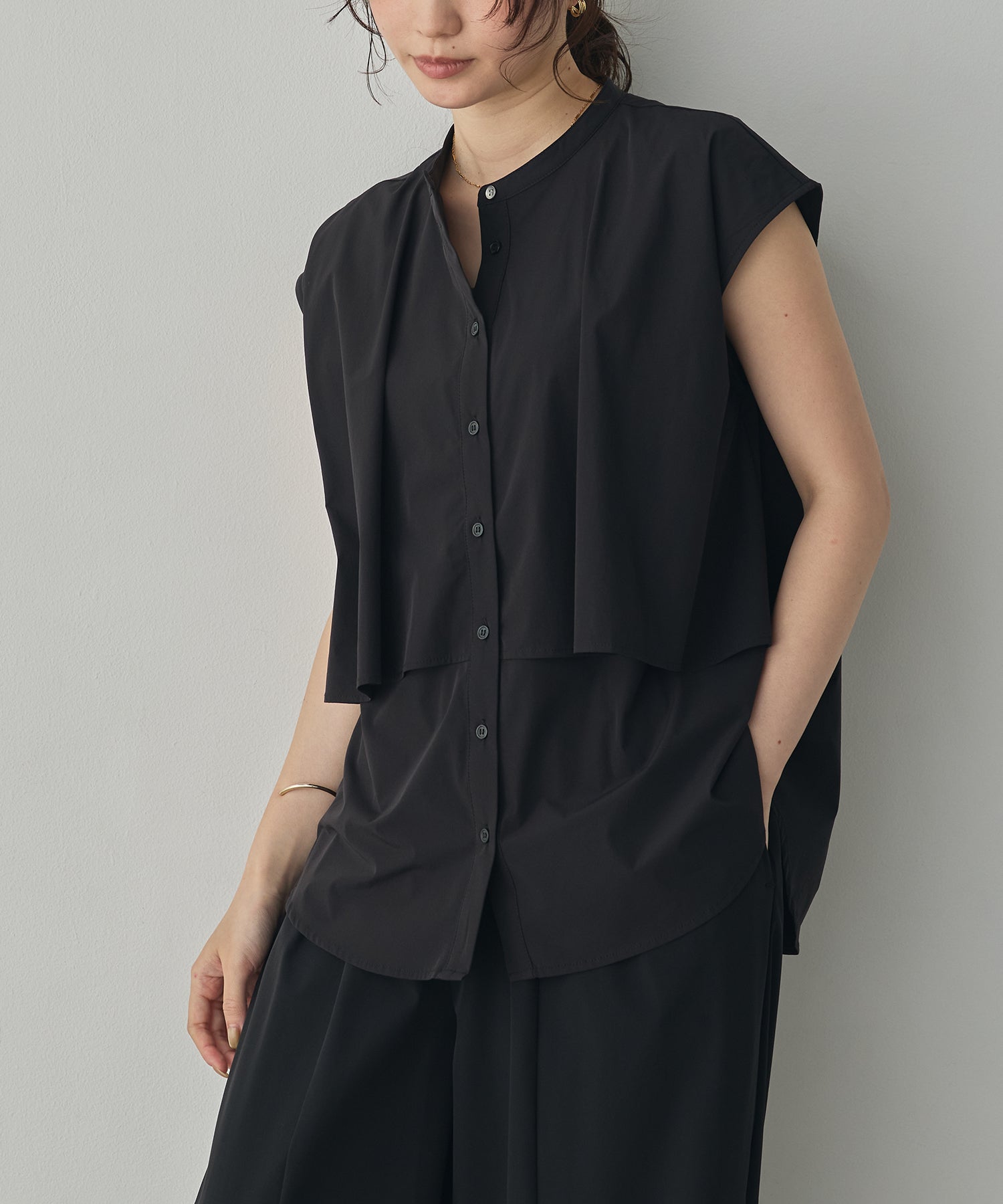[ICE-TOUCH] LIGHTWEIGHT DOUBLE-FRONT BLOUSE