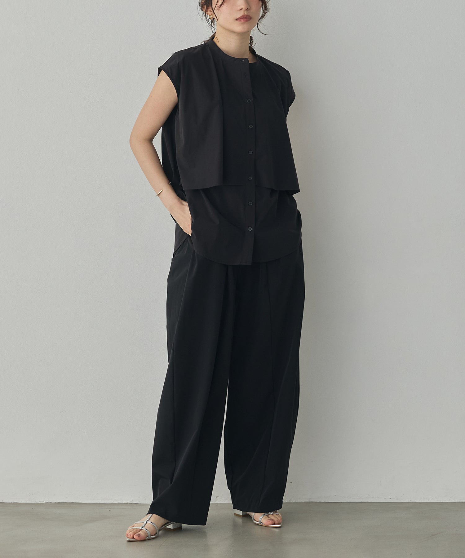 [ICE-TOUCH] LIGHTWEIGHT DOUBLE-FRONT BLOUSE