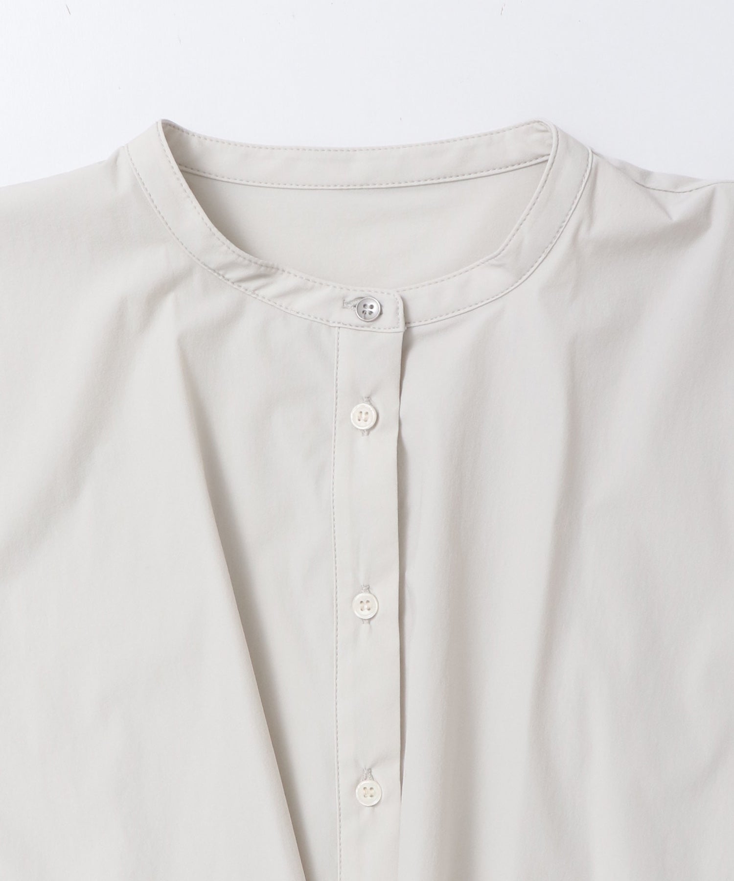 [ICE-TOUCH] LIGHTWEIGHT DOUBLE-FRONT BLOUSE