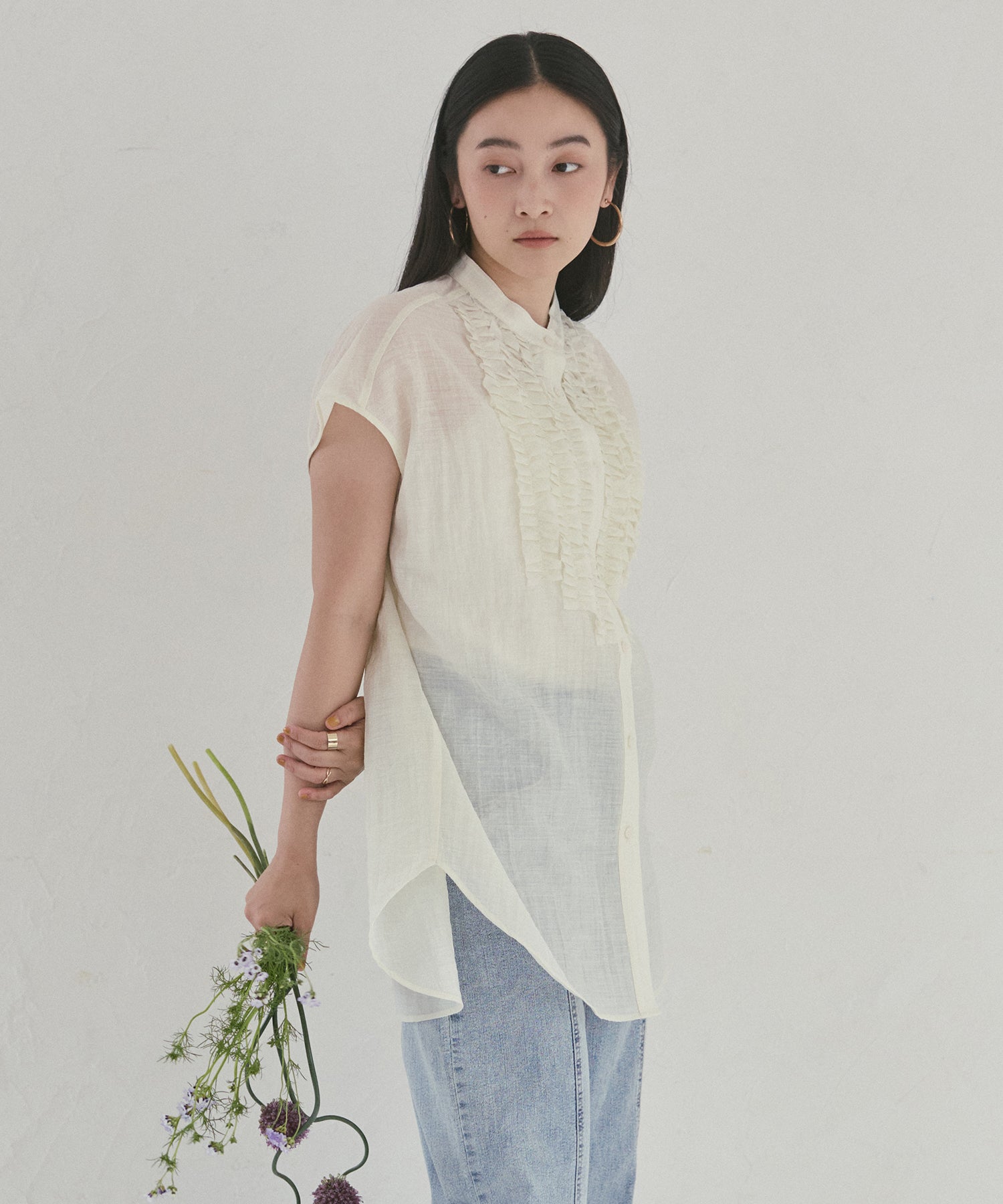 model : H162 着用サイズ : FREE