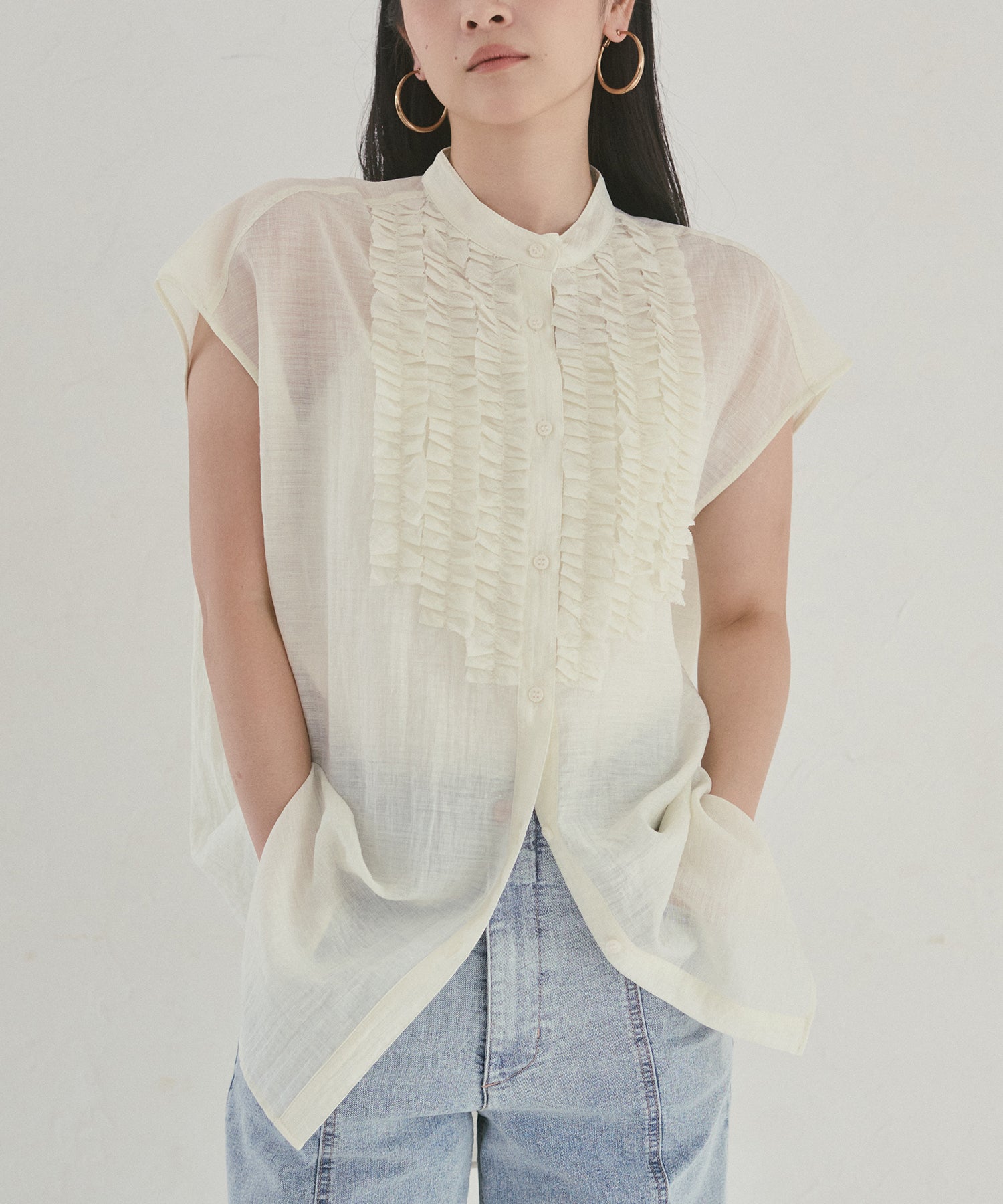 HIGH-TWIST SLUB FRILL BLOUSE