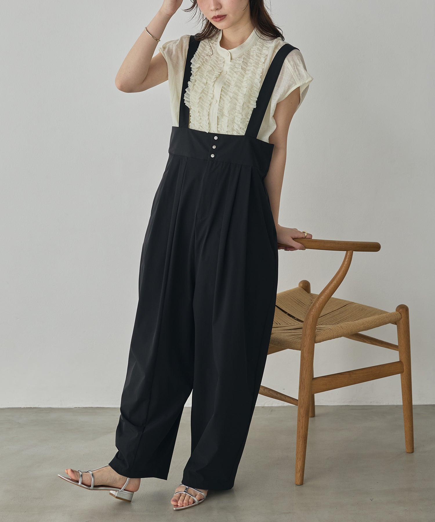 model : H160 着用サイズ : FREE