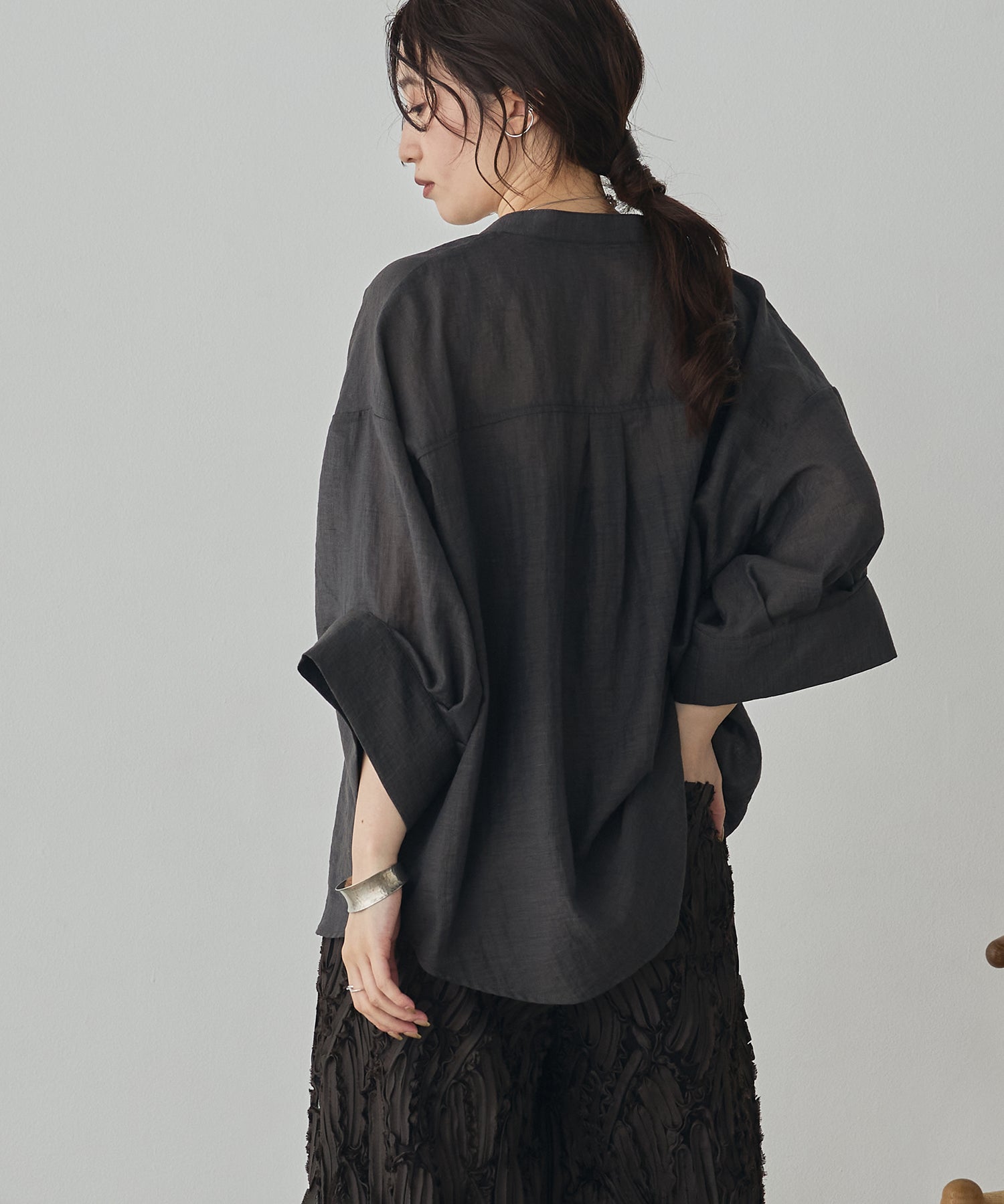 HIGH-TWIST SLUB DOLMAN SHIRT