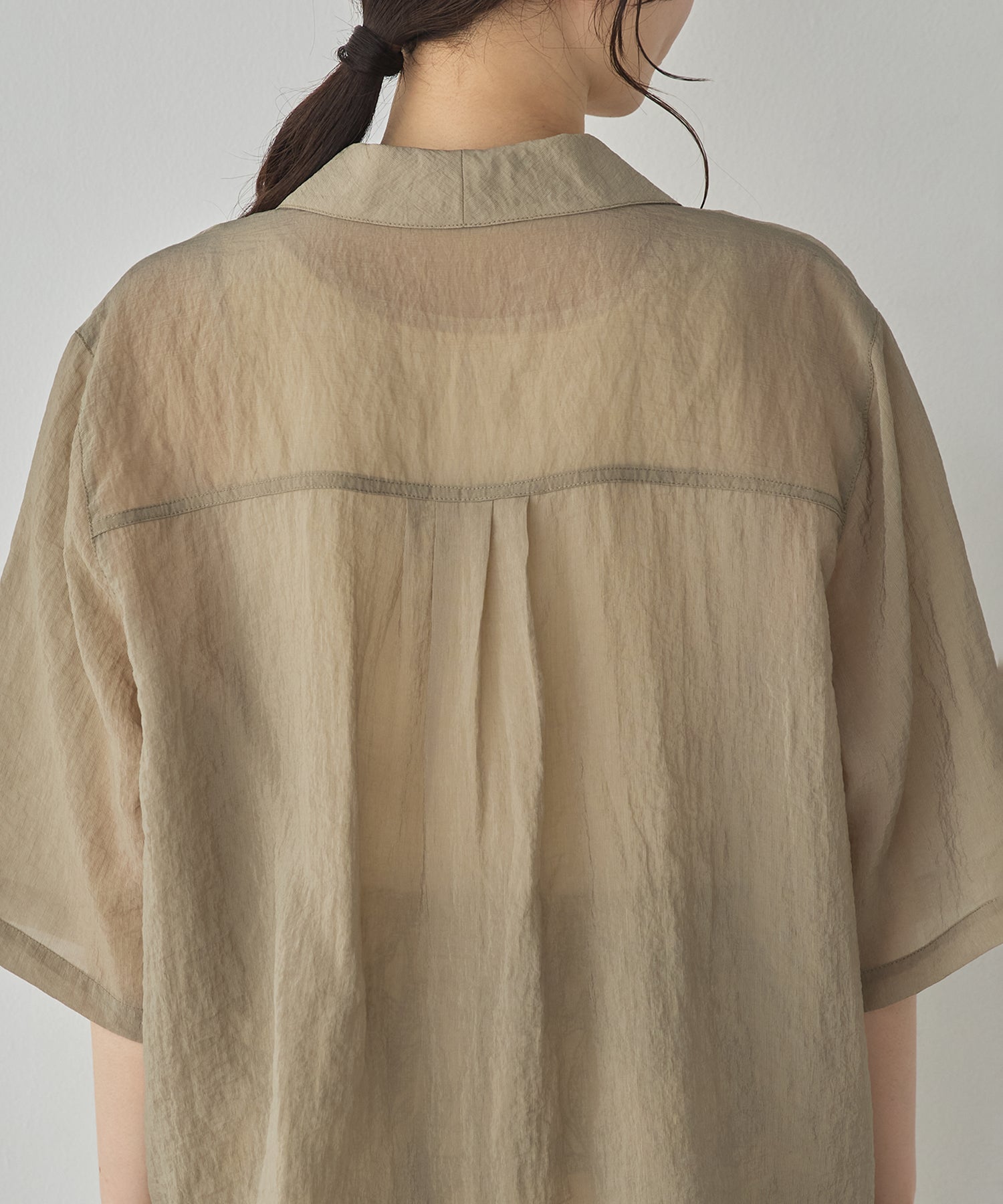 [PRE-ORDER]GLOSSY SHEER OPEN COLLAR SHIRT