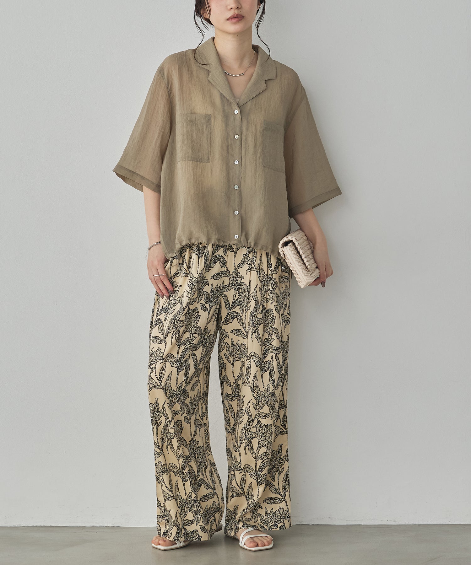 [PRE-ORDER]GLOSSY SHEER OPEN COLLAR SHIRT