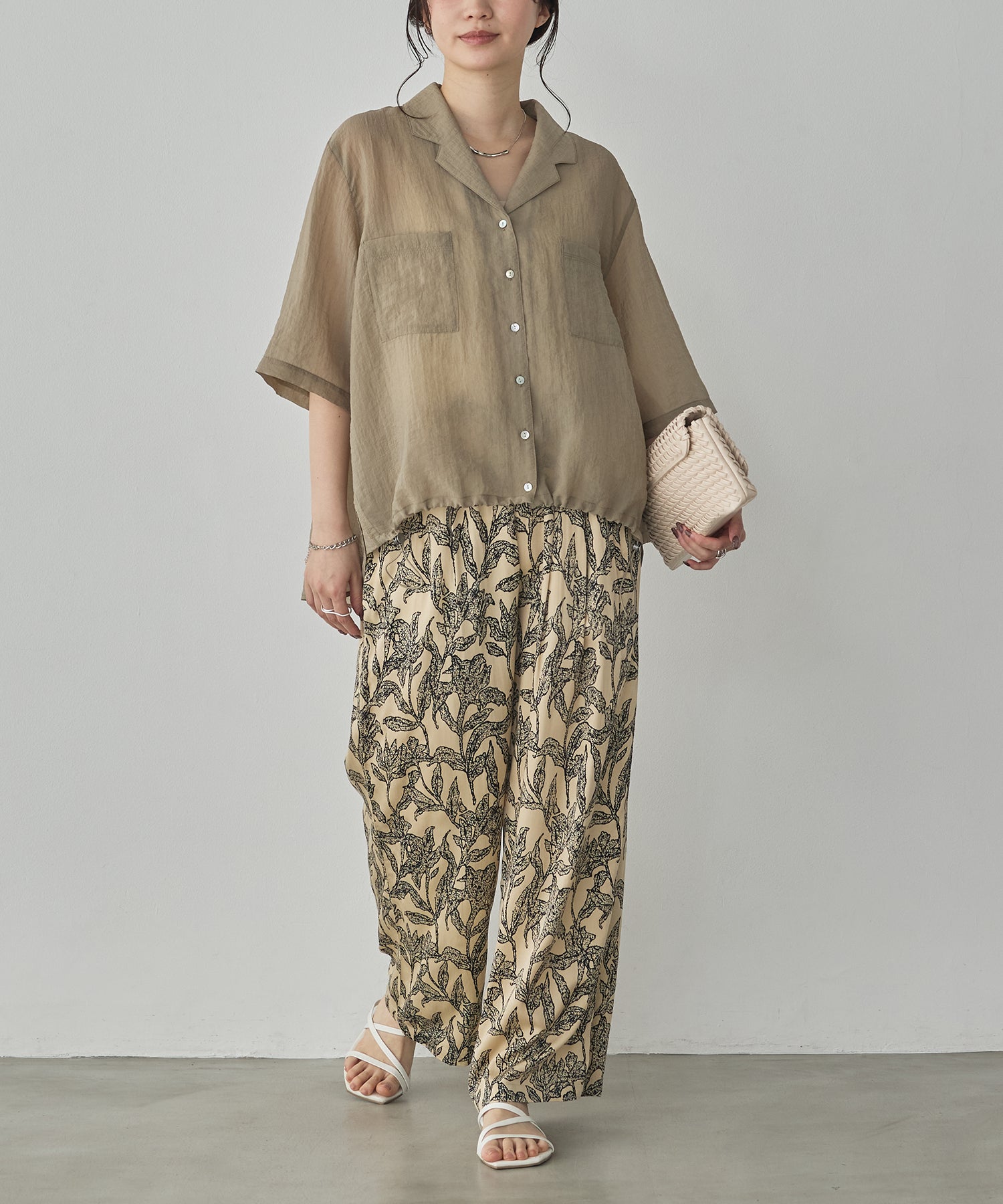 [PRE-ORDER]GLOSSY SHEER OPEN COLLAR SHIRT