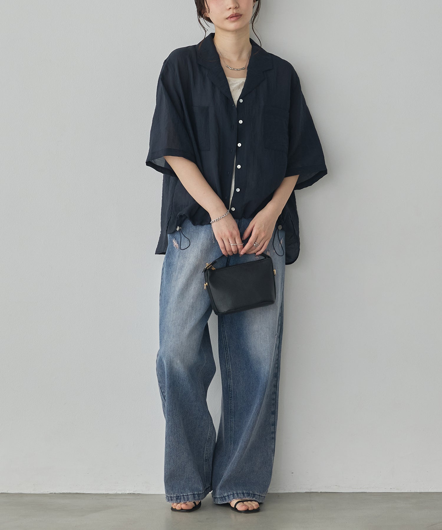 [PRE-ORDER]GLOSSY SHEER OPEN COLLAR SHIRT
