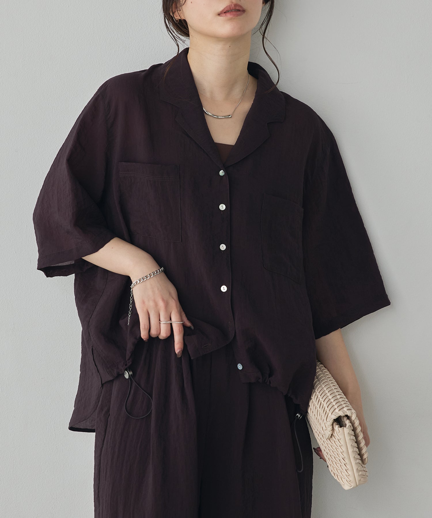 [PRE-ORDER]GLOSSY SHEER OPEN COLLAR SHIRT
