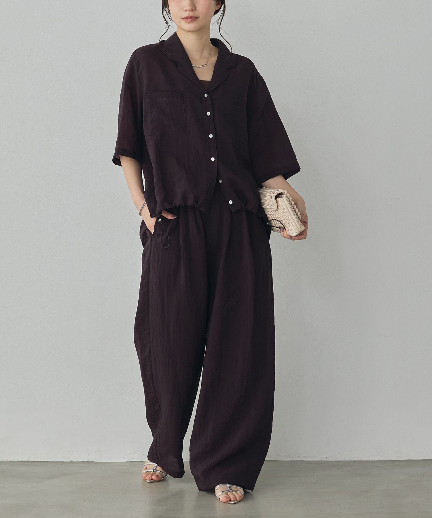 ぷんページ GLOSSY SHEER OPEN COLLAR SHIRT