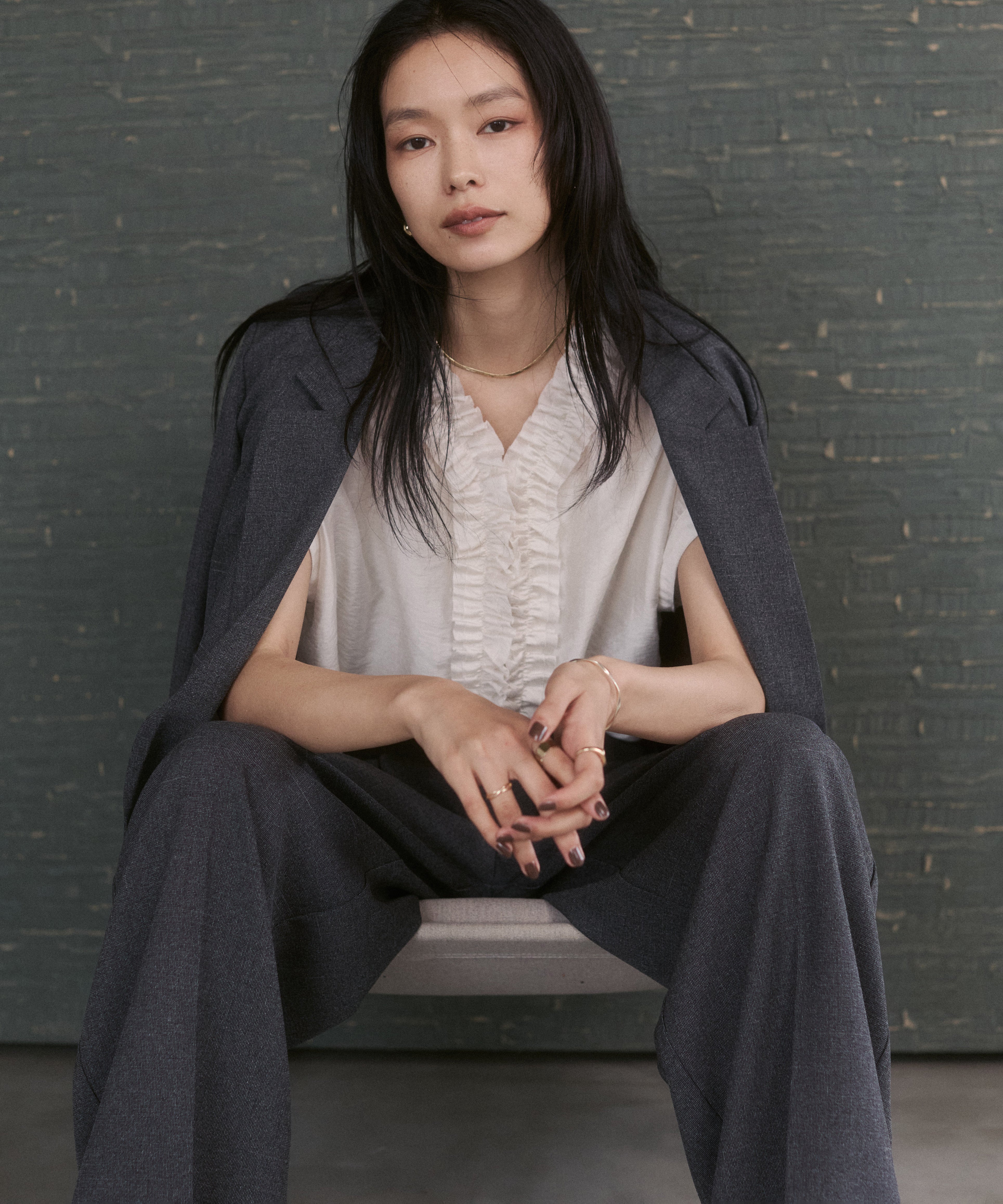 SOLID-COLOR / YARN-DYED CHECKERED FRILL SHIRT