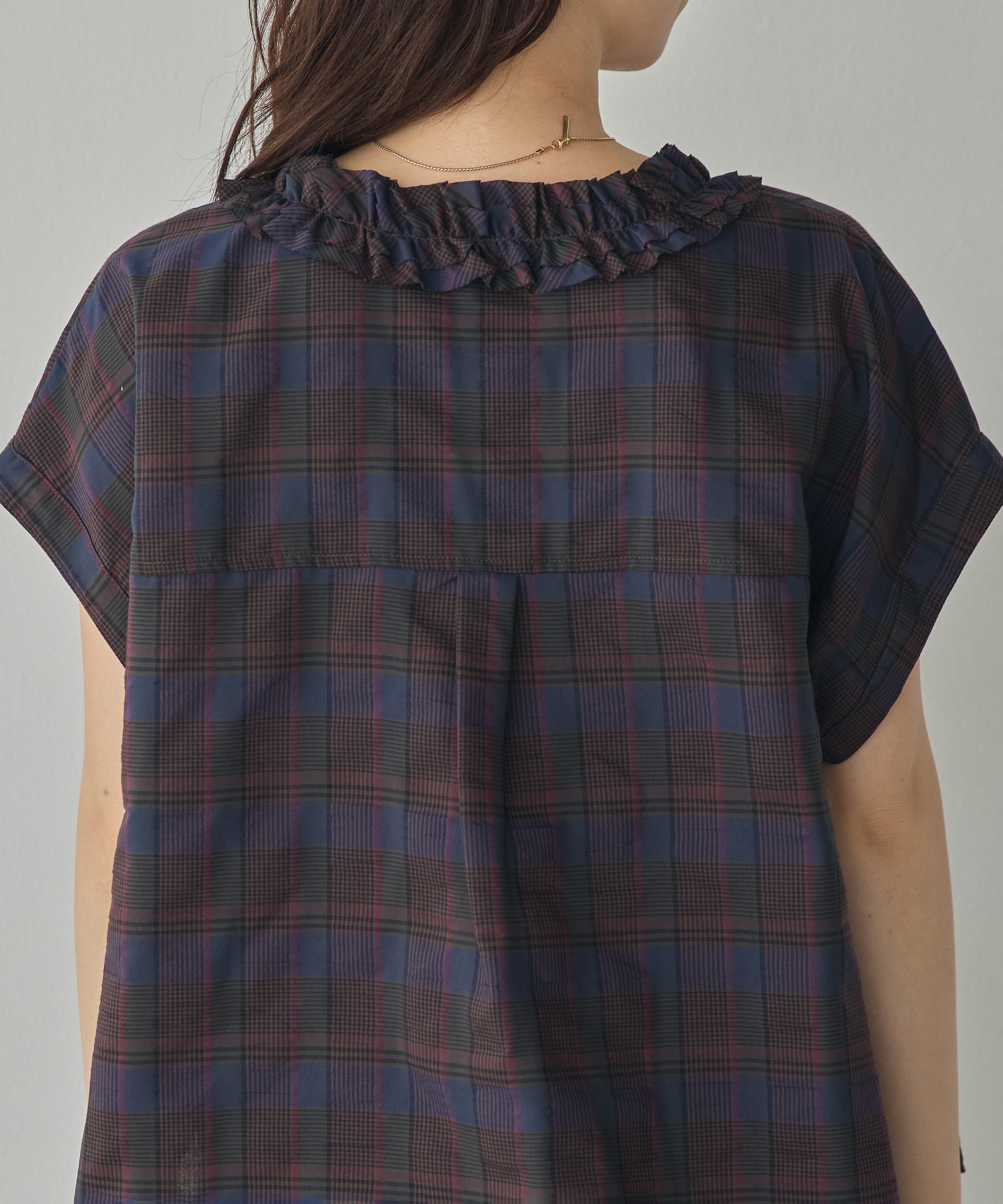 SOLID-COLOR / YARN-DYED CHECKERED FRILL SHIRT