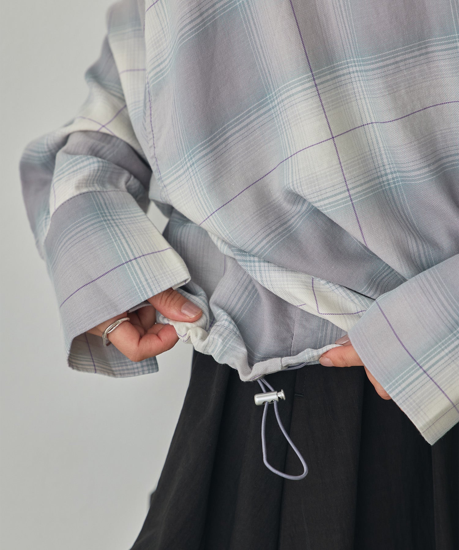 CHEQUERED HOODED SHIRT