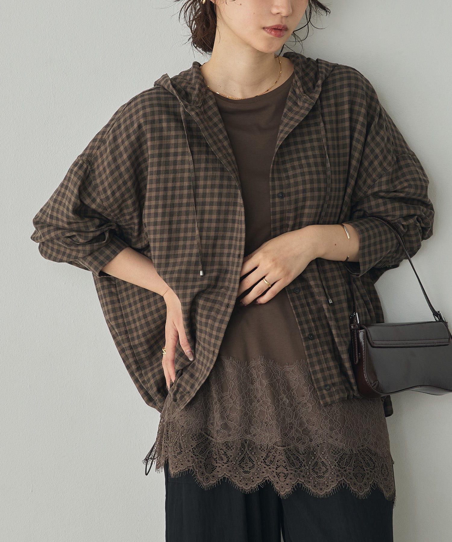 CHEQUERED HOODED SHIRT