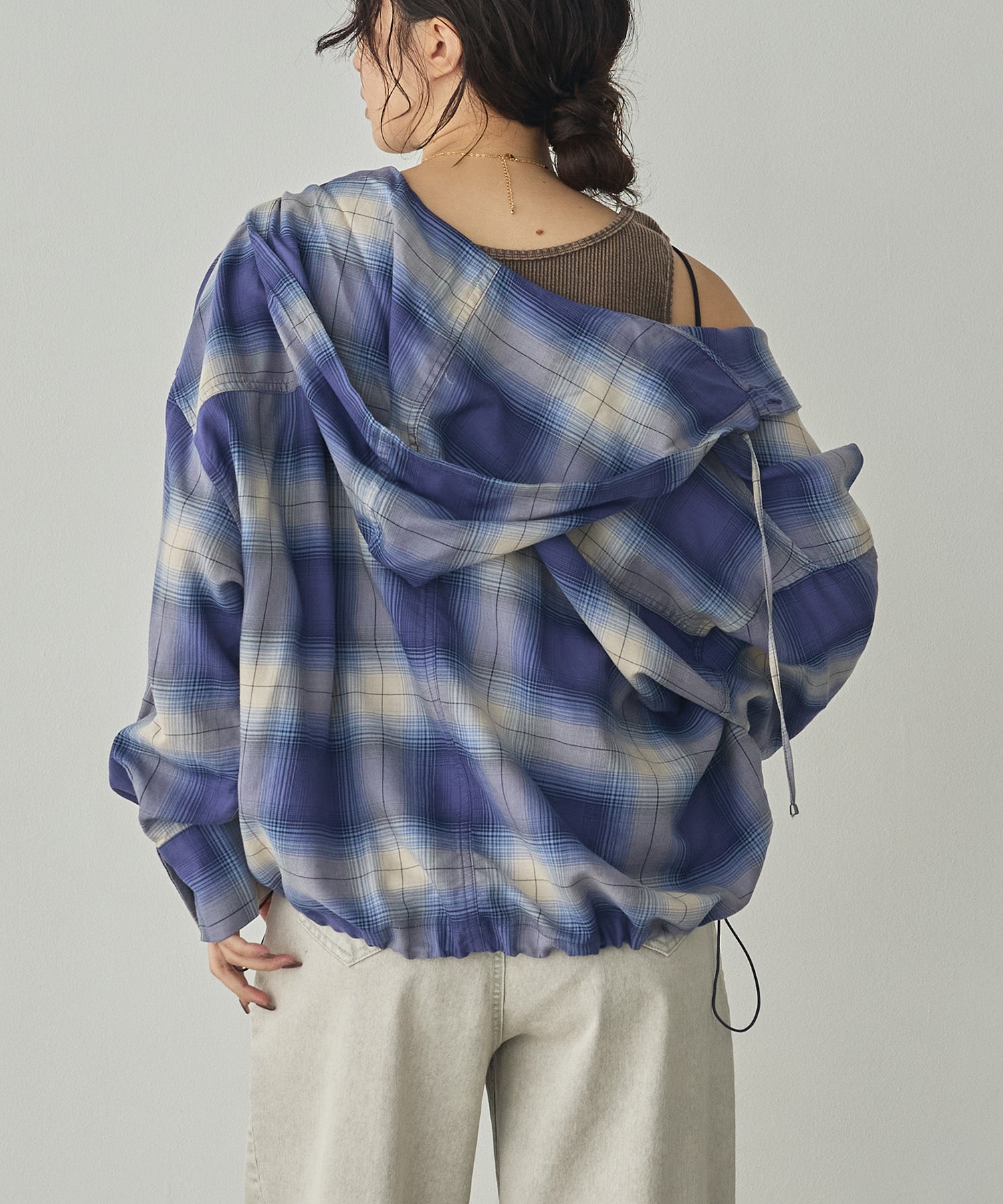 CHEQUERED HOODED SHIRT
