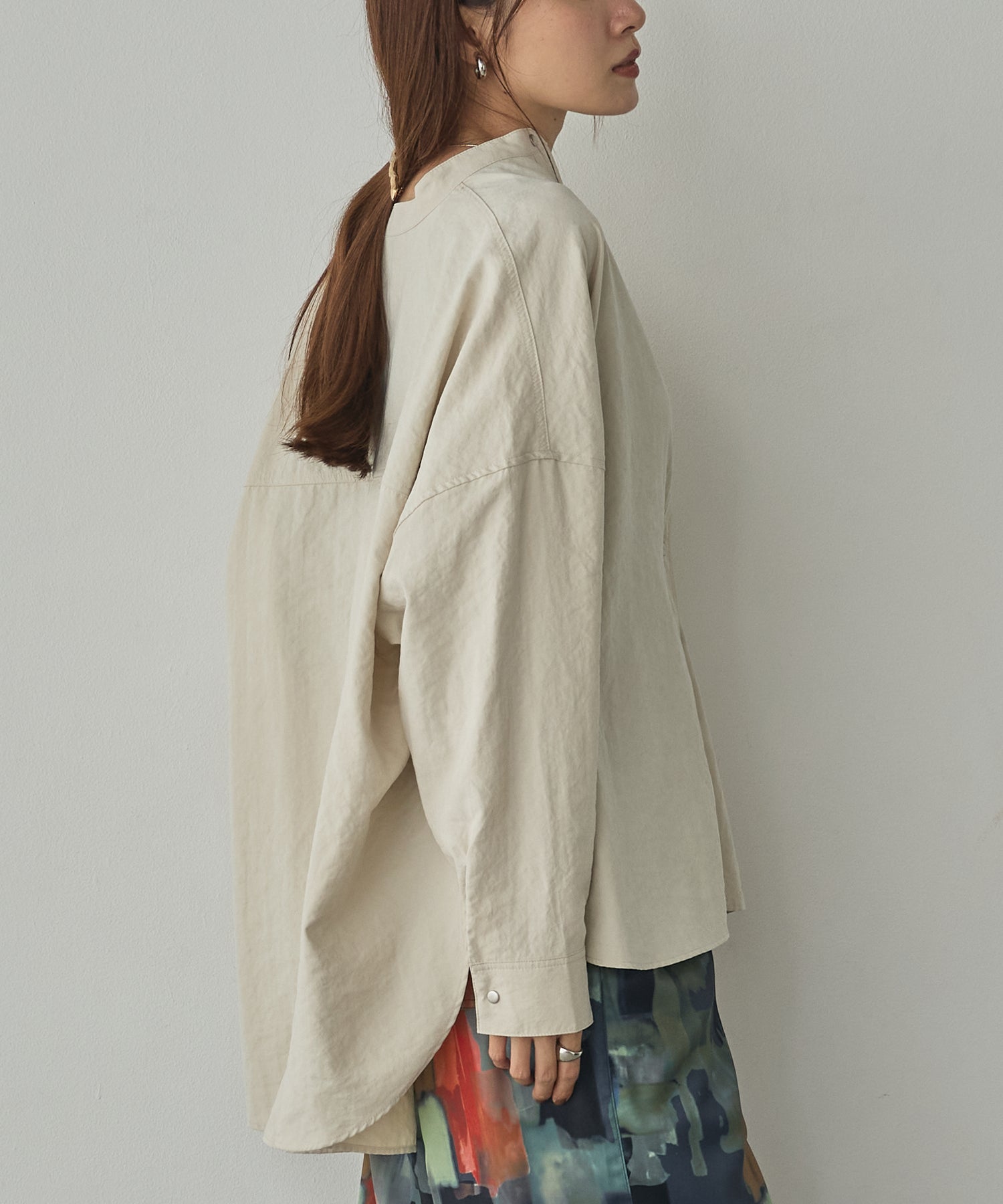 [PRE-ORDER]PEACH SUEDE 2WAY LENGTH BAND COLLAR SHIRT