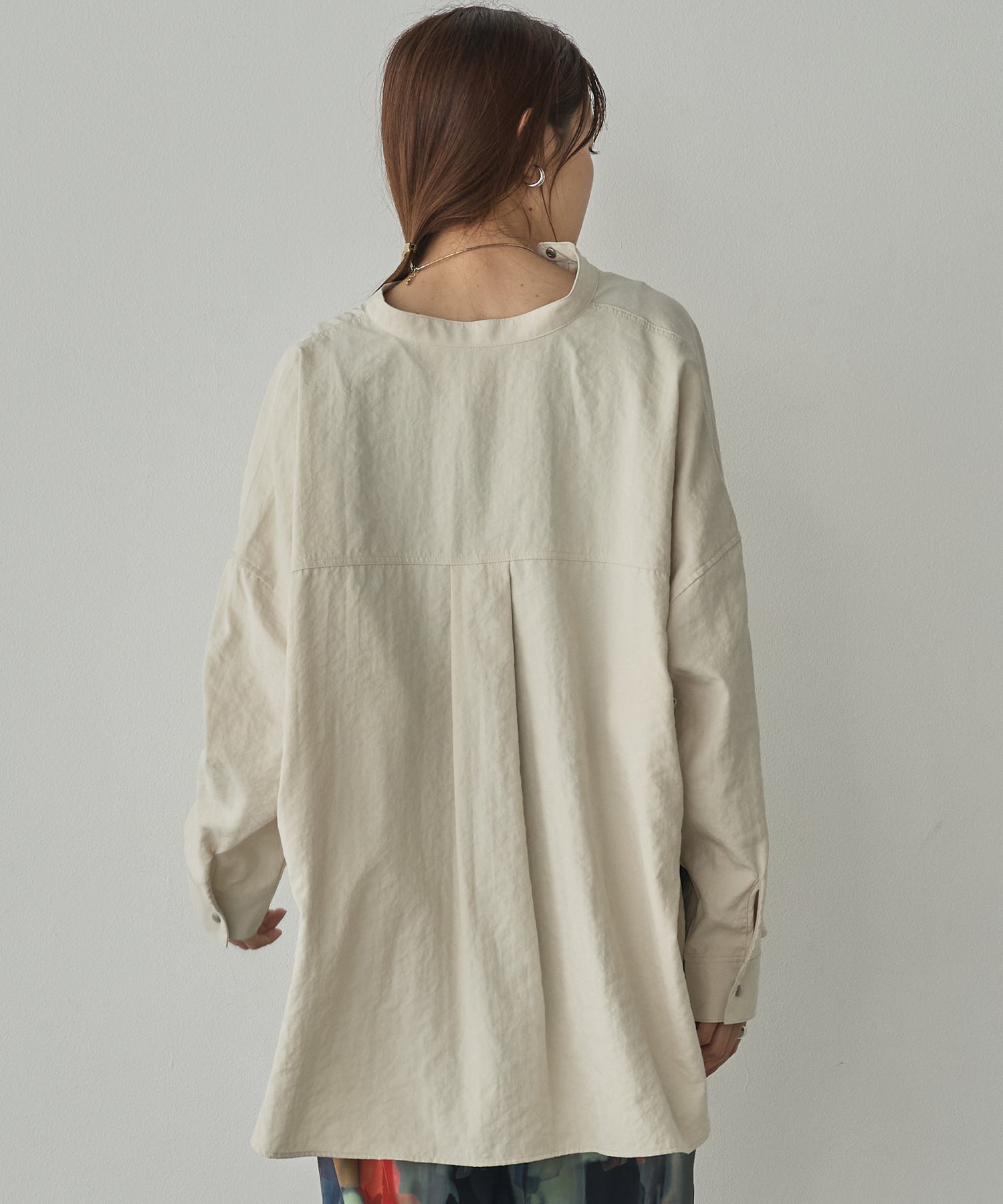[PRE-ORDER]PEACH SUEDE 2WAY LENGTH BAND COLLAR SHIRT