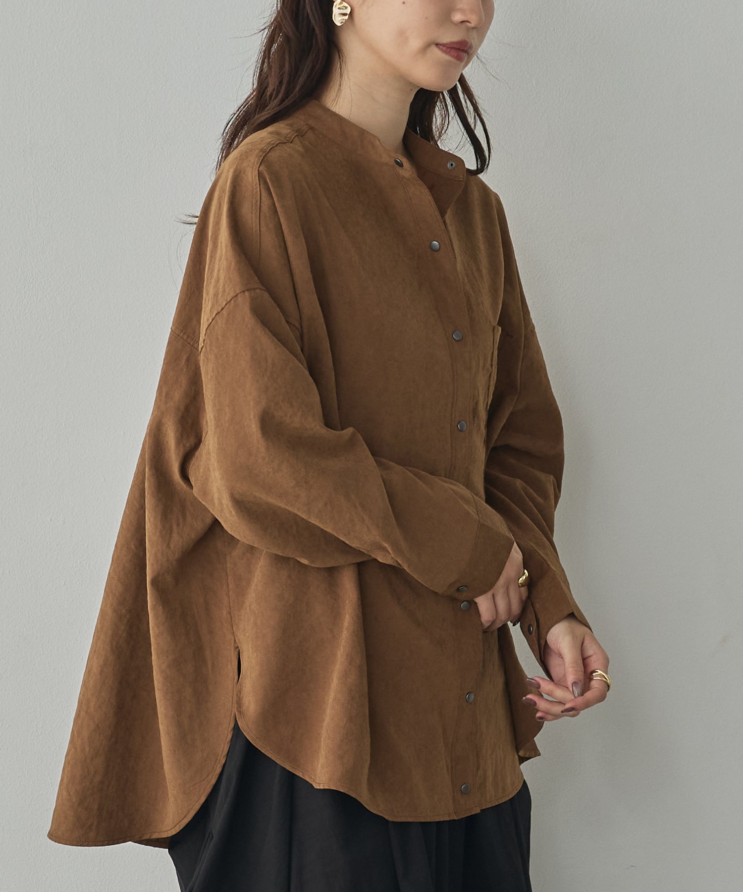 [PRE-ORDER]PEACH SUEDE 2WAY LENGTH BAND COLLAR SHIRT