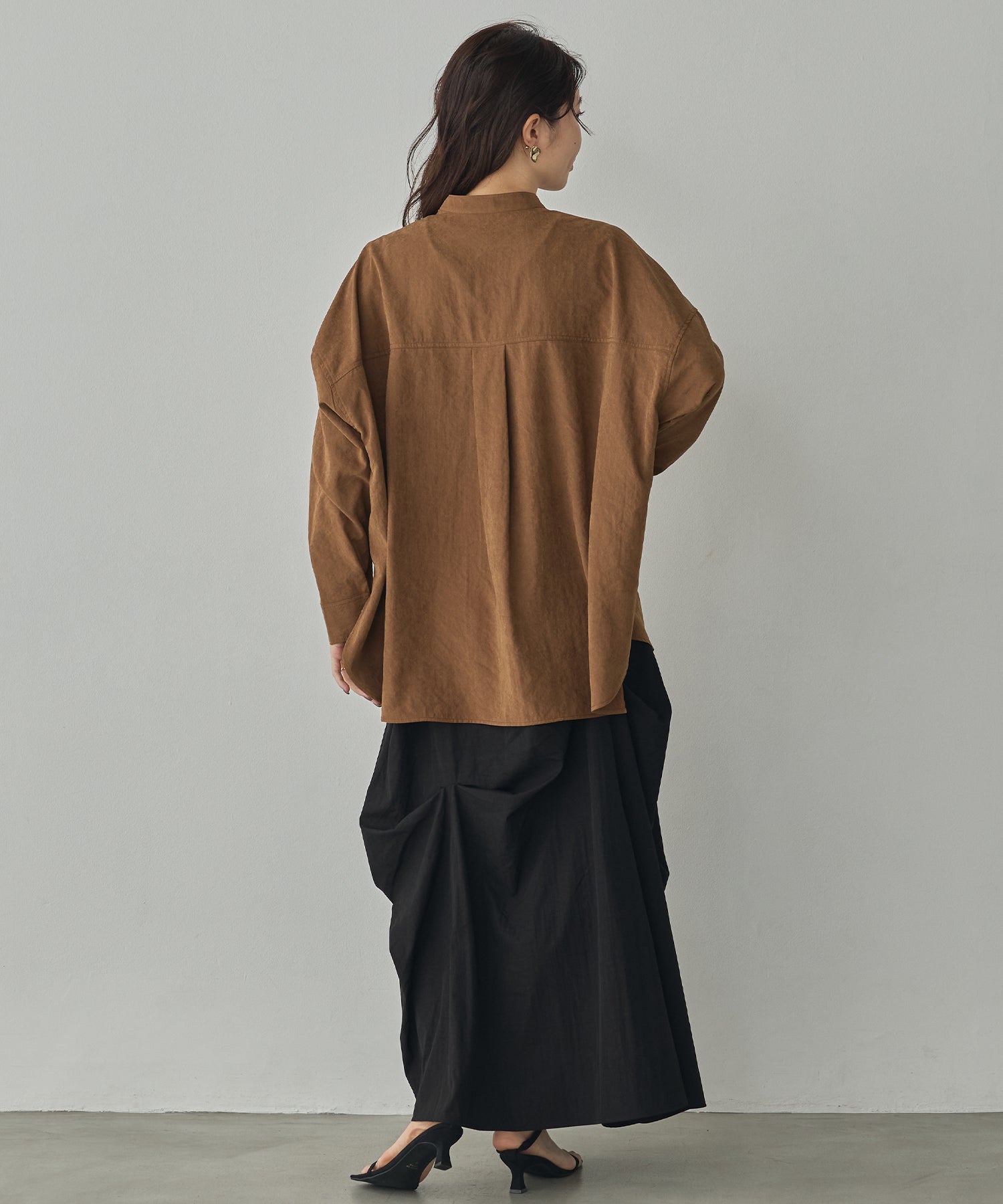 [PRE-ORDER]PEACH SUEDE 2WAY LENGTH BAND COLLAR SHIRT