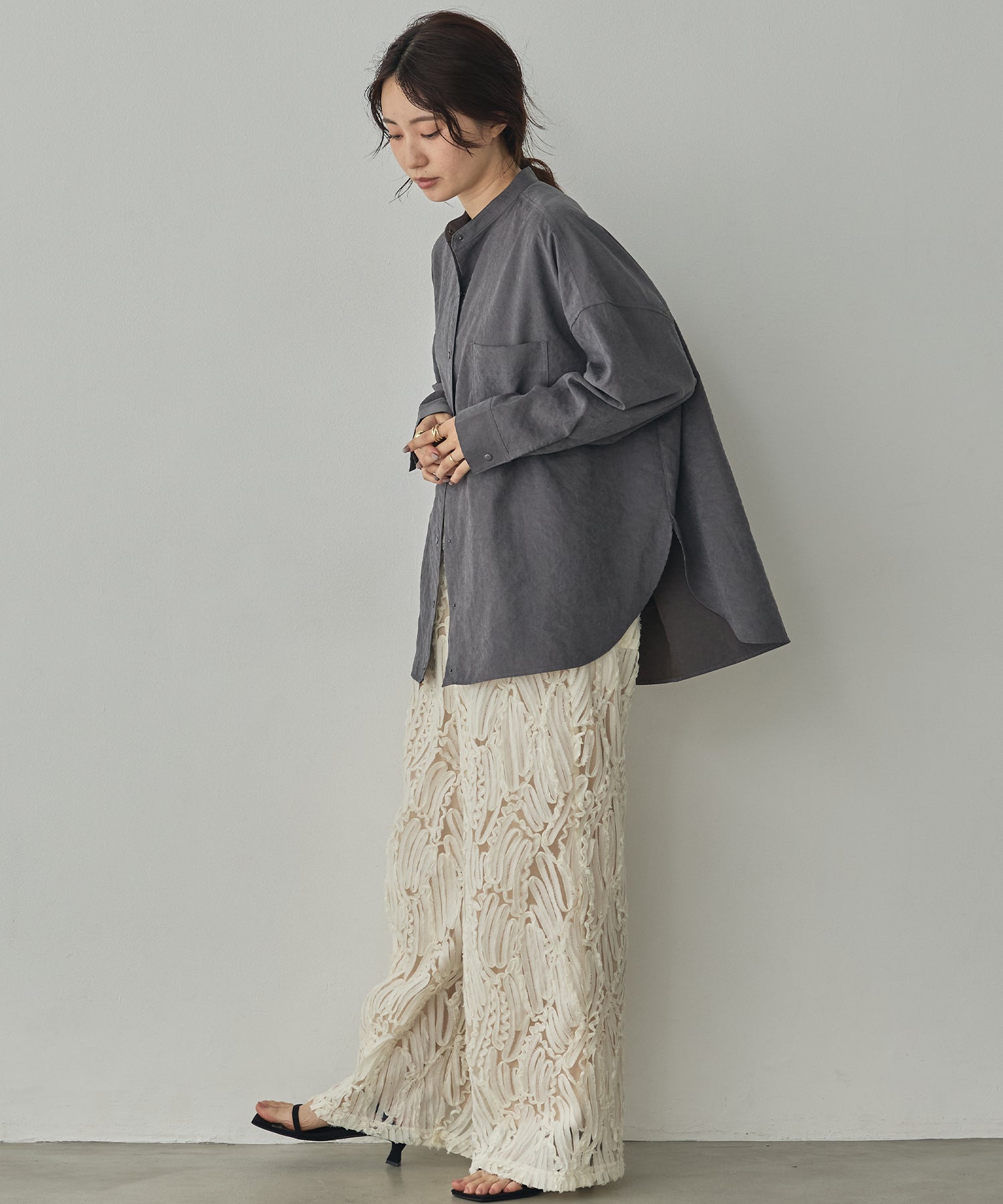[PRE-ORDER]PEACH SUEDE 2WAY LENGTH BAND COLLAR SHIRT