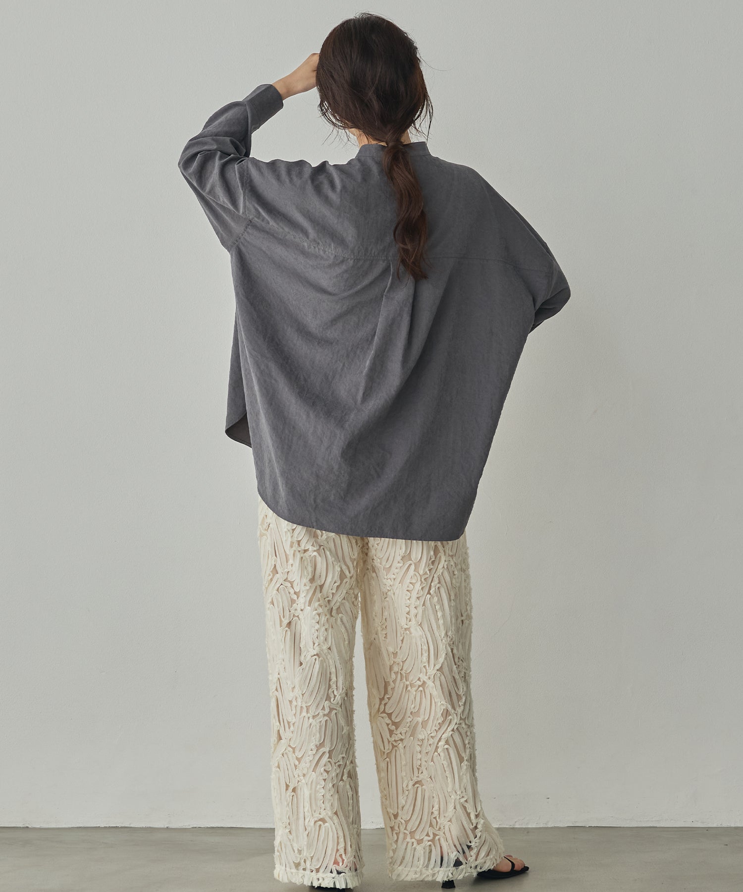 [PRE-ORDER]PEACH SUEDE 2WAY LENGTH BAND COLLAR SHIRT