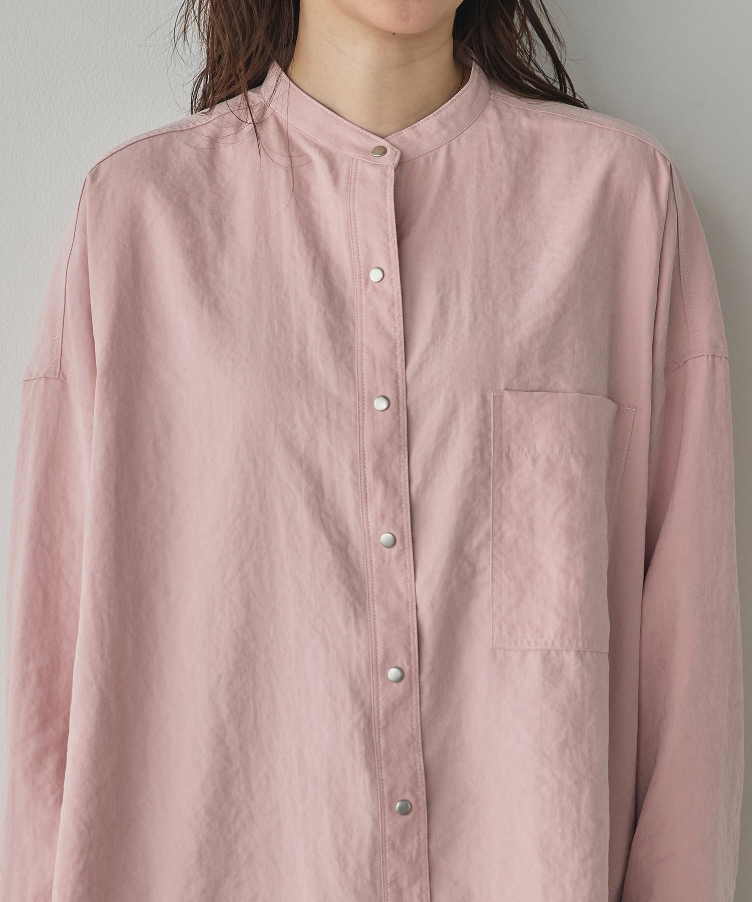 [PRE-ORDER]PEACH SUEDE 2WAY LENGTH BAND COLLAR SHIRT