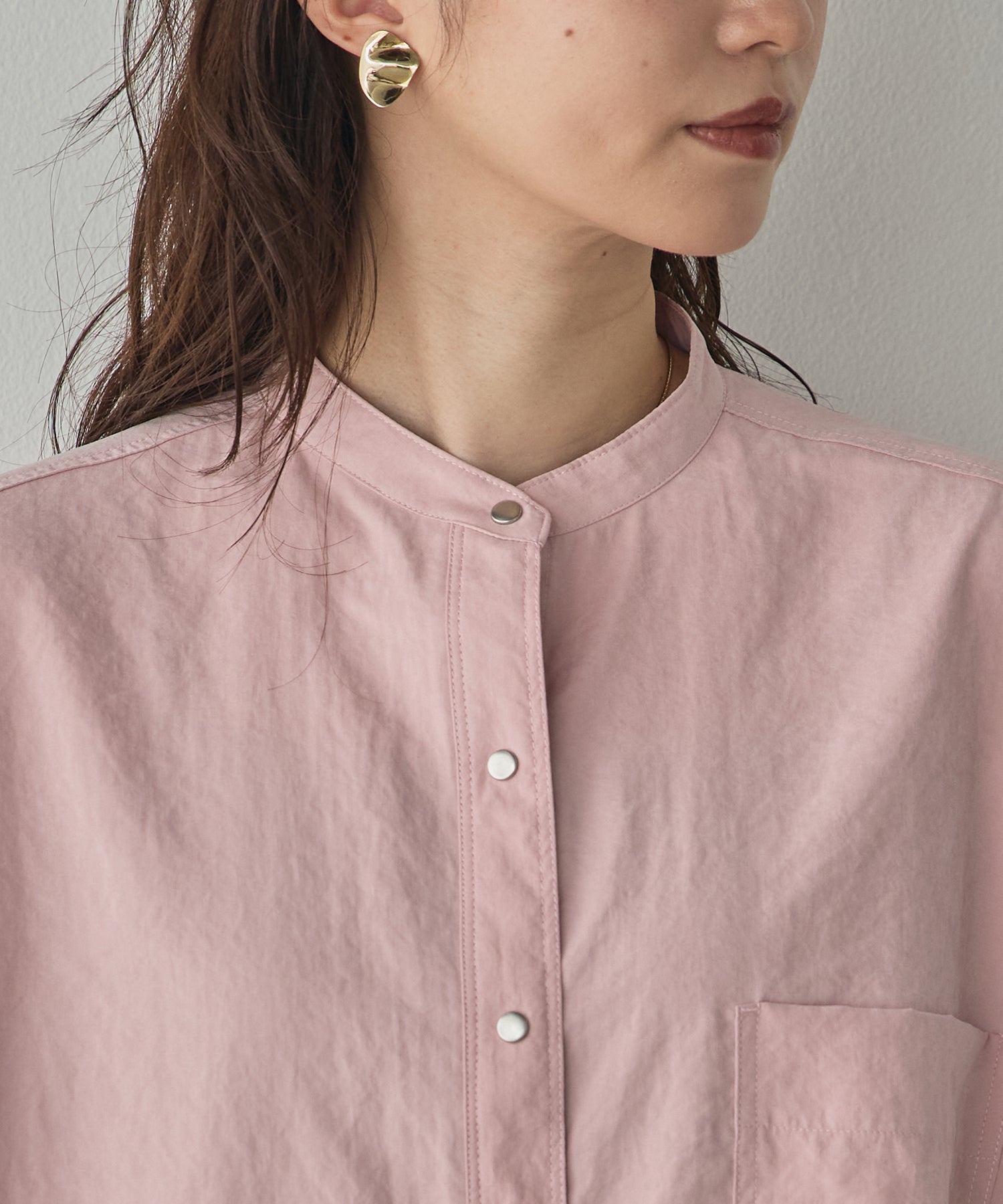 [PRE-ORDER]PEACH SUEDE 2WAY LENGTH BAND COLLAR SHIRT