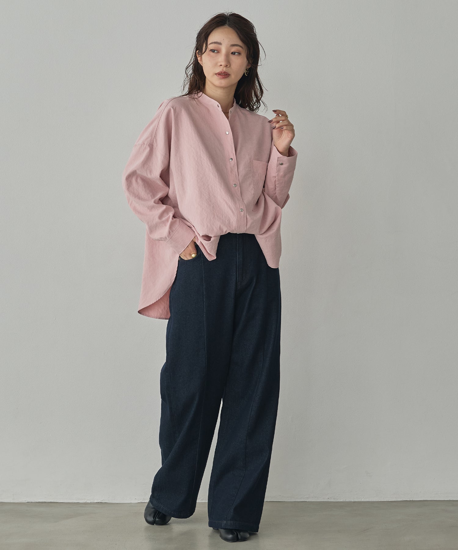 [PRE-ORDER]PEACH SUEDE 2WAY LENGTH BAND COLLAR SHIRT