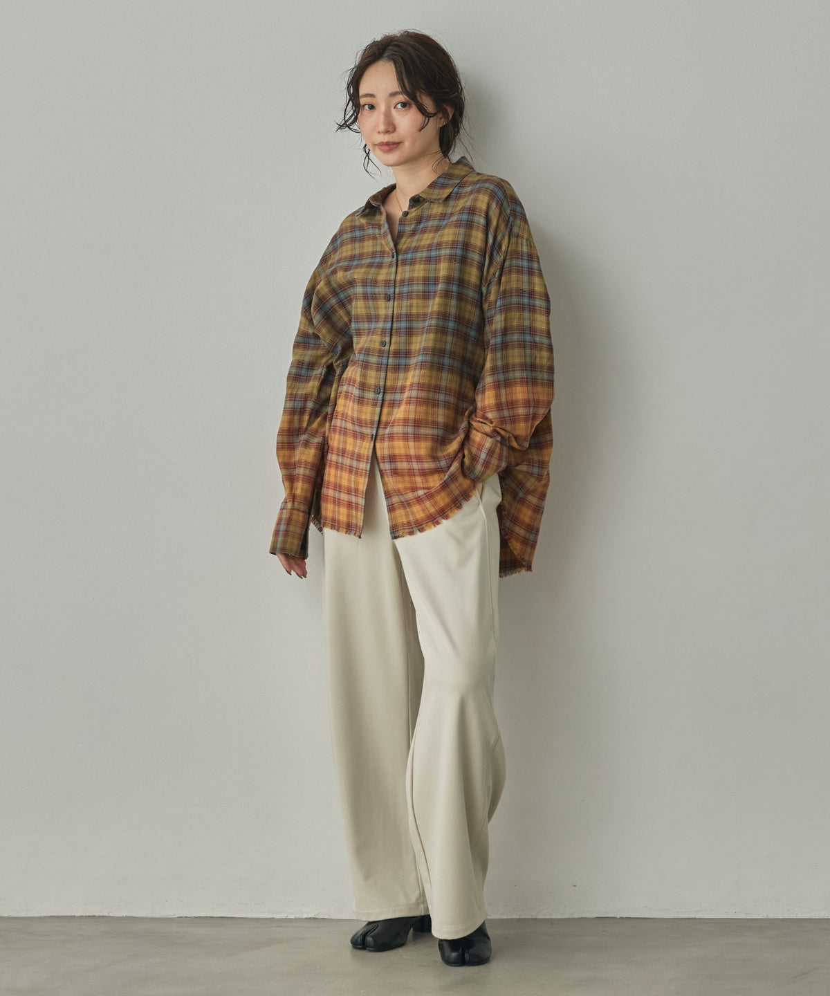 CHECKED GRADIENT SHIRT