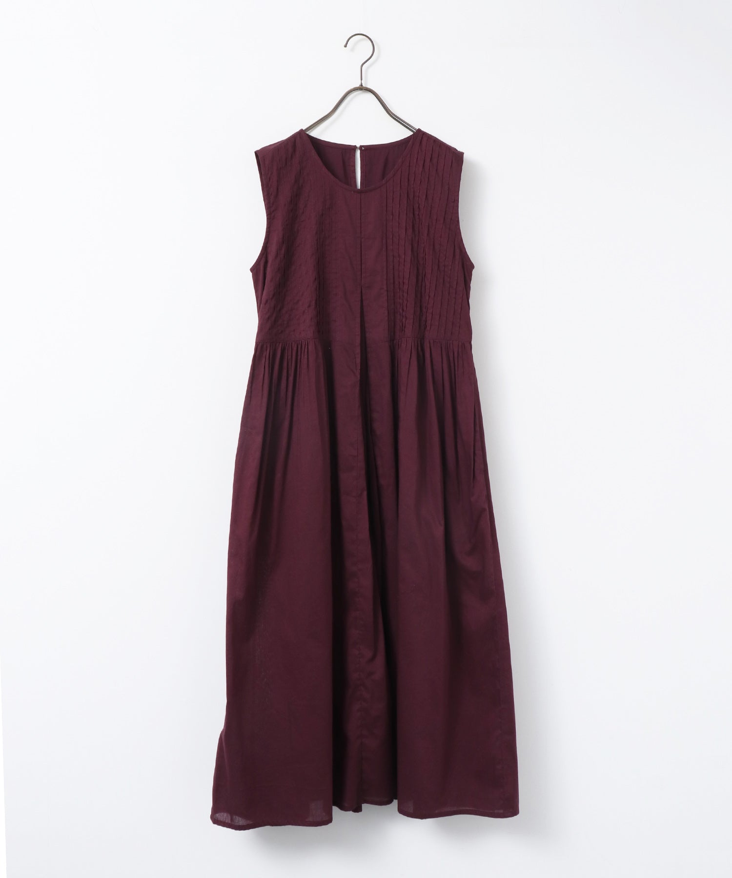 PINTUCK SLEEVELESS ONE-PIECE