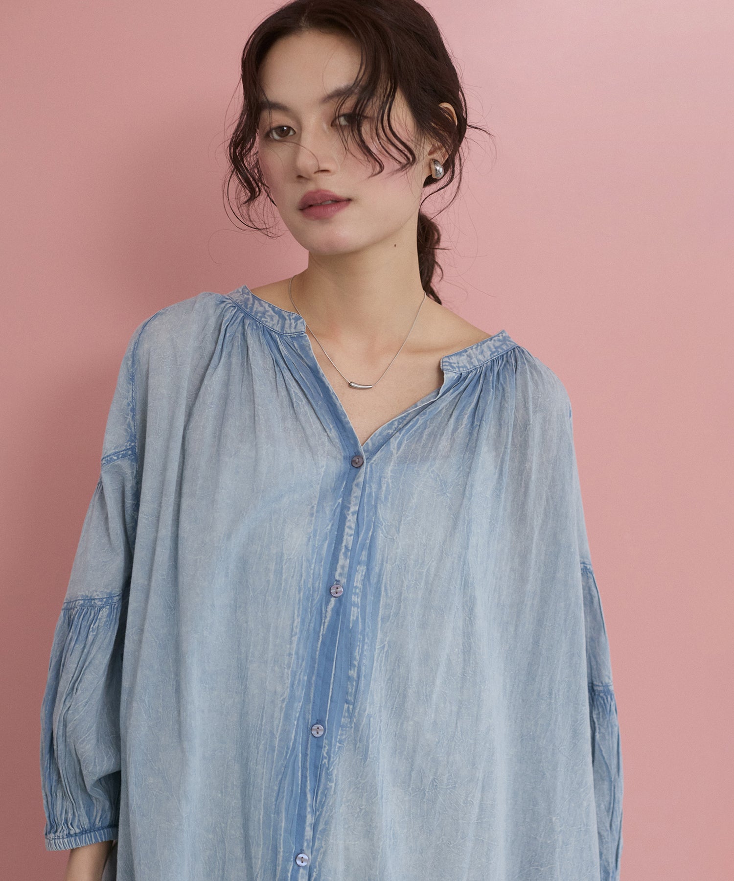 ACID-WASH GATHERED ONE-PIECE