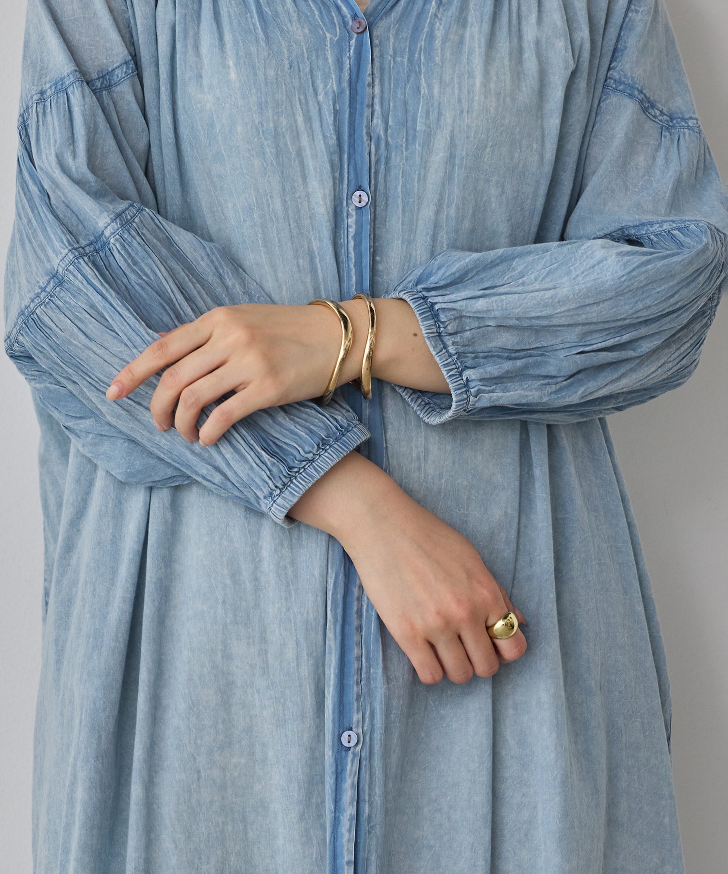 ACID-WASH GATHERED ONE-PIECE