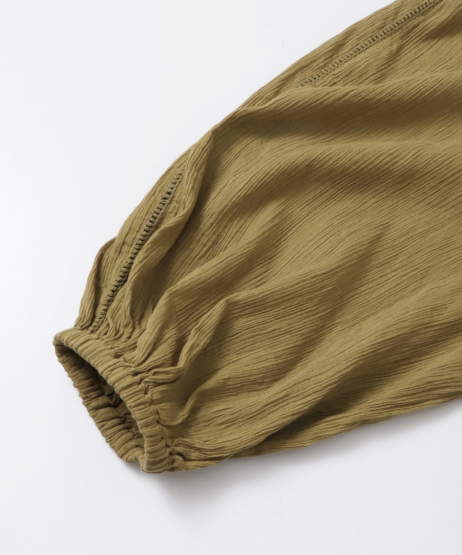 SKIPPER NECK GATHERED DRESS