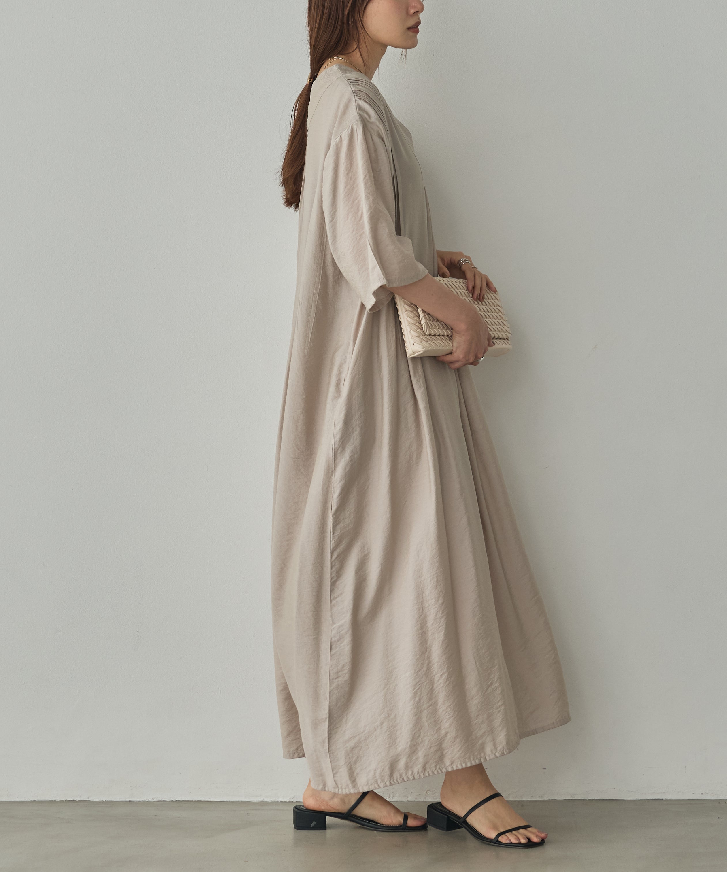 THREE-QUARTER SLEEVES KAFTAN-STYLE DRESS