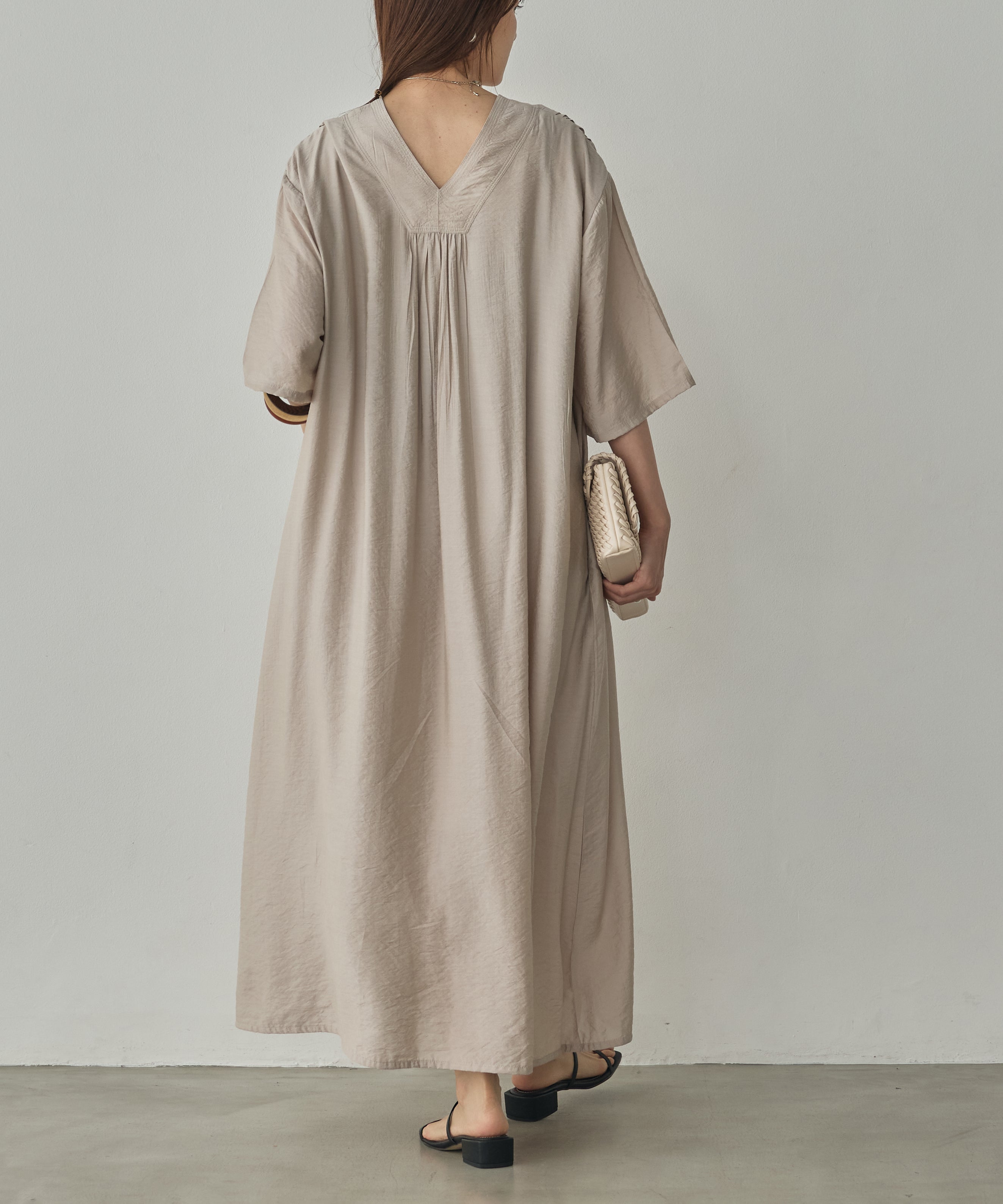 THREE-QUARTER SLEEVES KAFTAN-STYLE DRESS