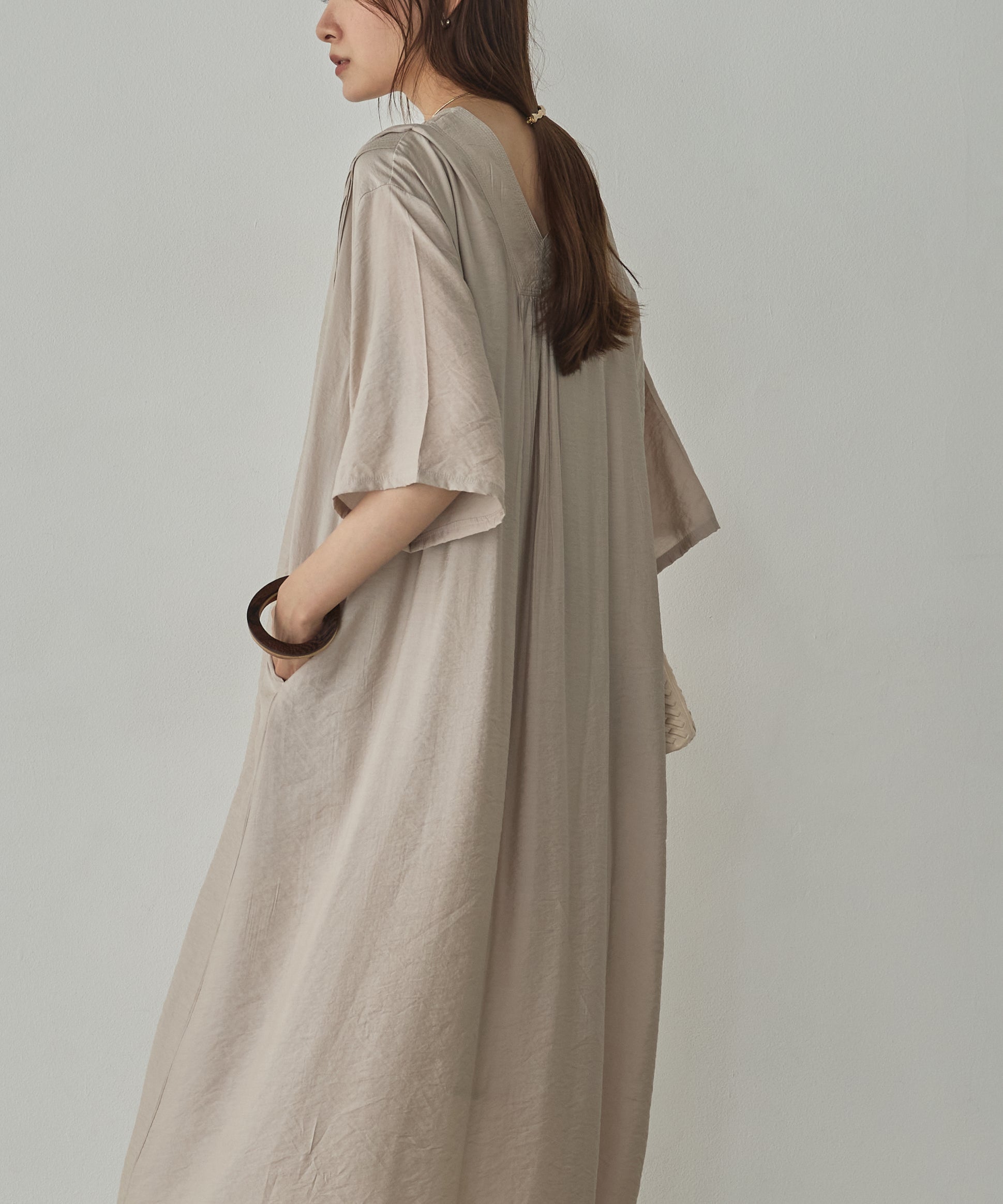 THREE-QUARTER SLEEVES KAFTAN-STYLE DRESS