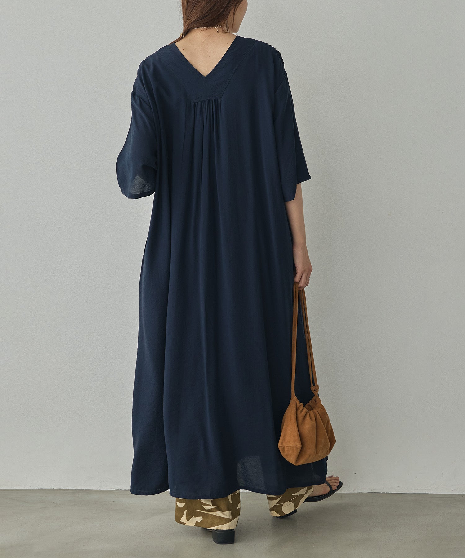 THREE-QUARTER SLEEVES KAFTAN-STYLE DRESS