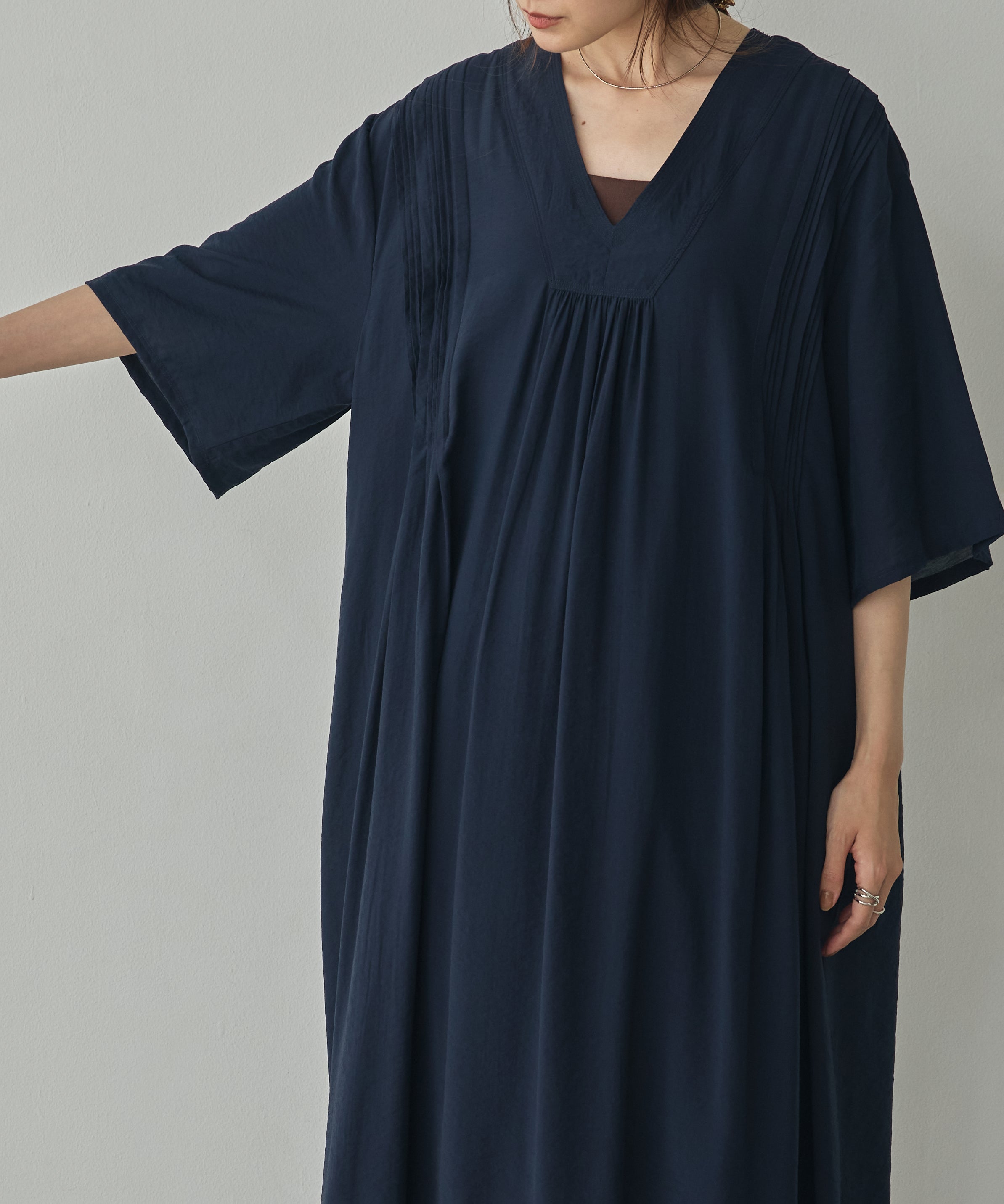 THREE-QUARTER SLEEVES KAFTAN-STYLE DRESS