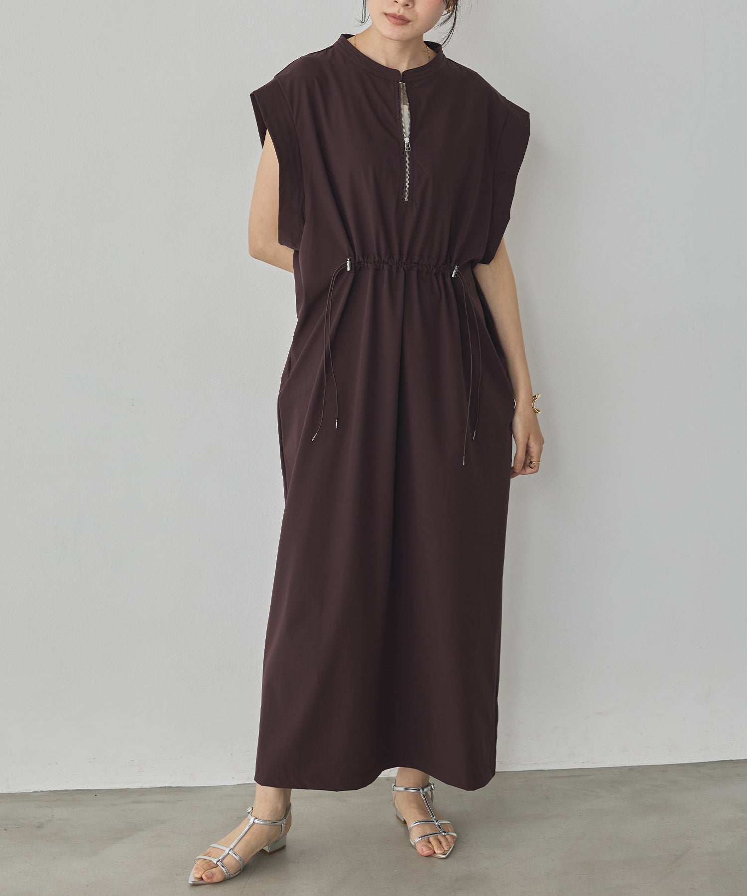 《PRE-ORDER》[ICE-TOUCH] FRONT-ZIP DRESS