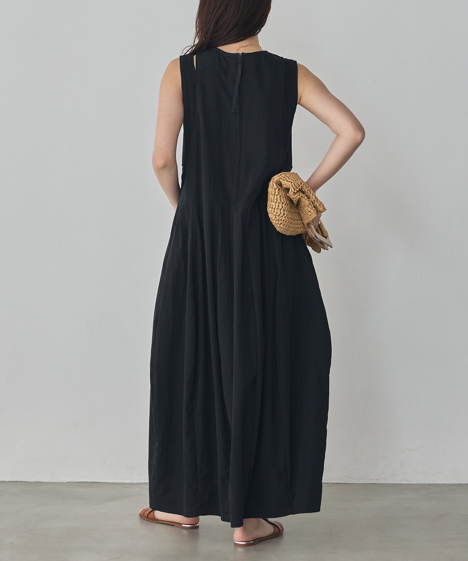 RIBBED BALLOON DRESS
