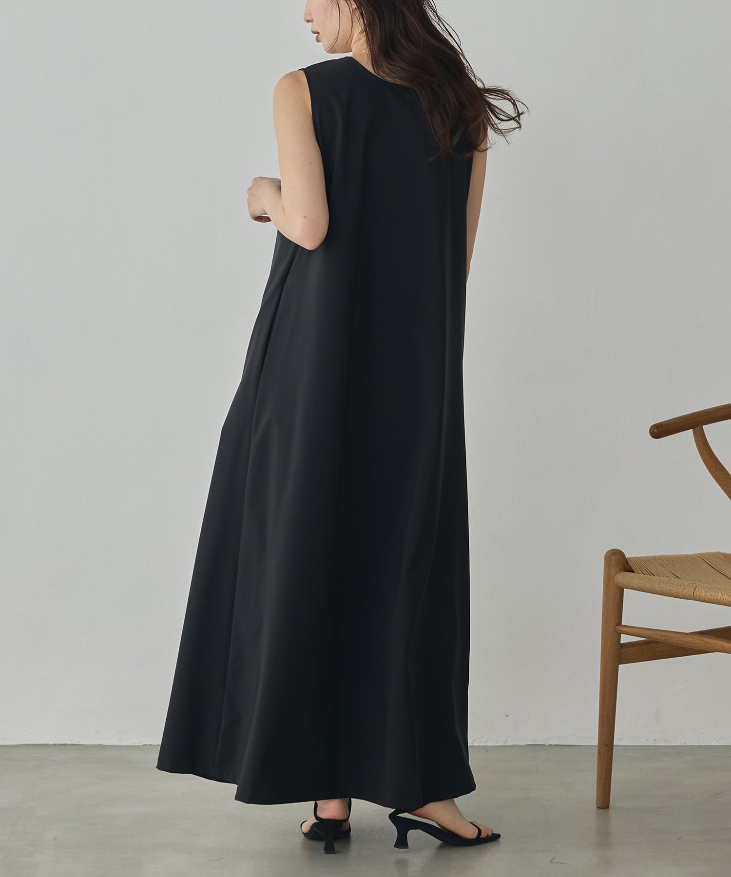[PRE-ORDER][ICE-TOUCH] THICK-KNIT 2-WAY A-LINE DRESS
