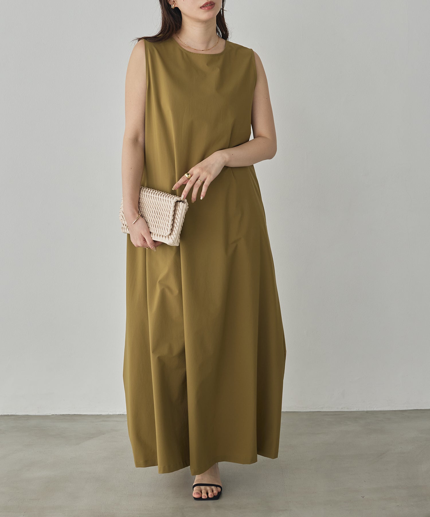 [PRE-ORDER][ICE-TOUCH] THICK-KNIT 2-WAY A-LINE DRESS